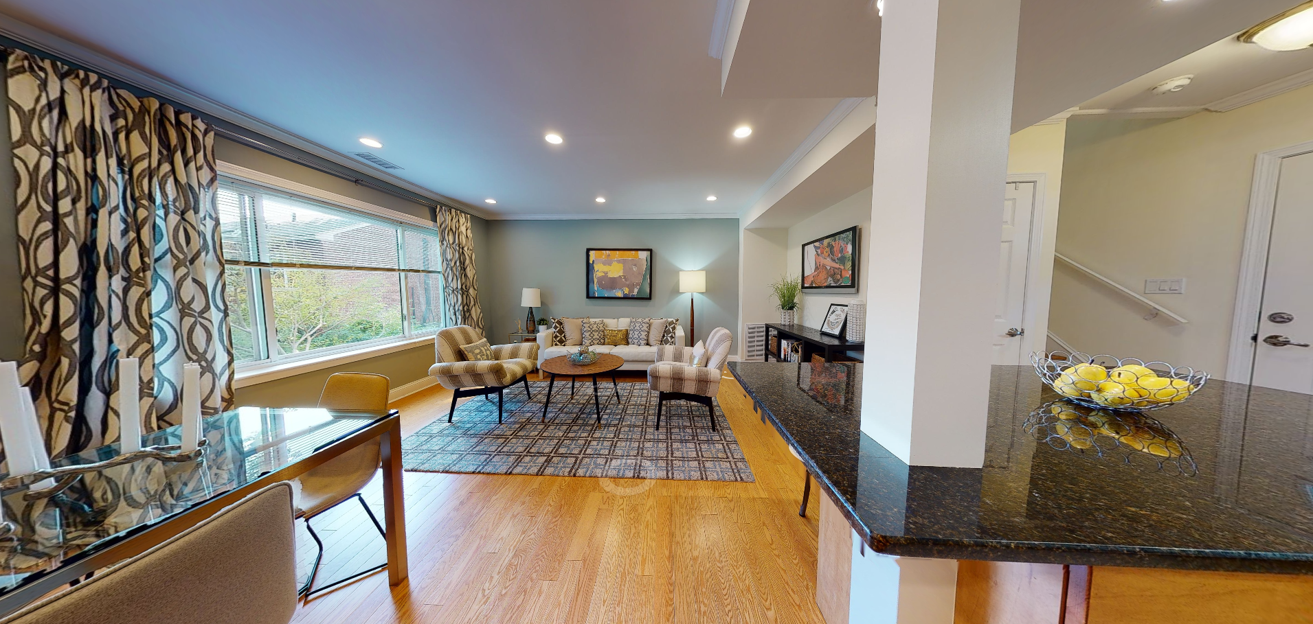 250 Independence Dr, West Roxbury