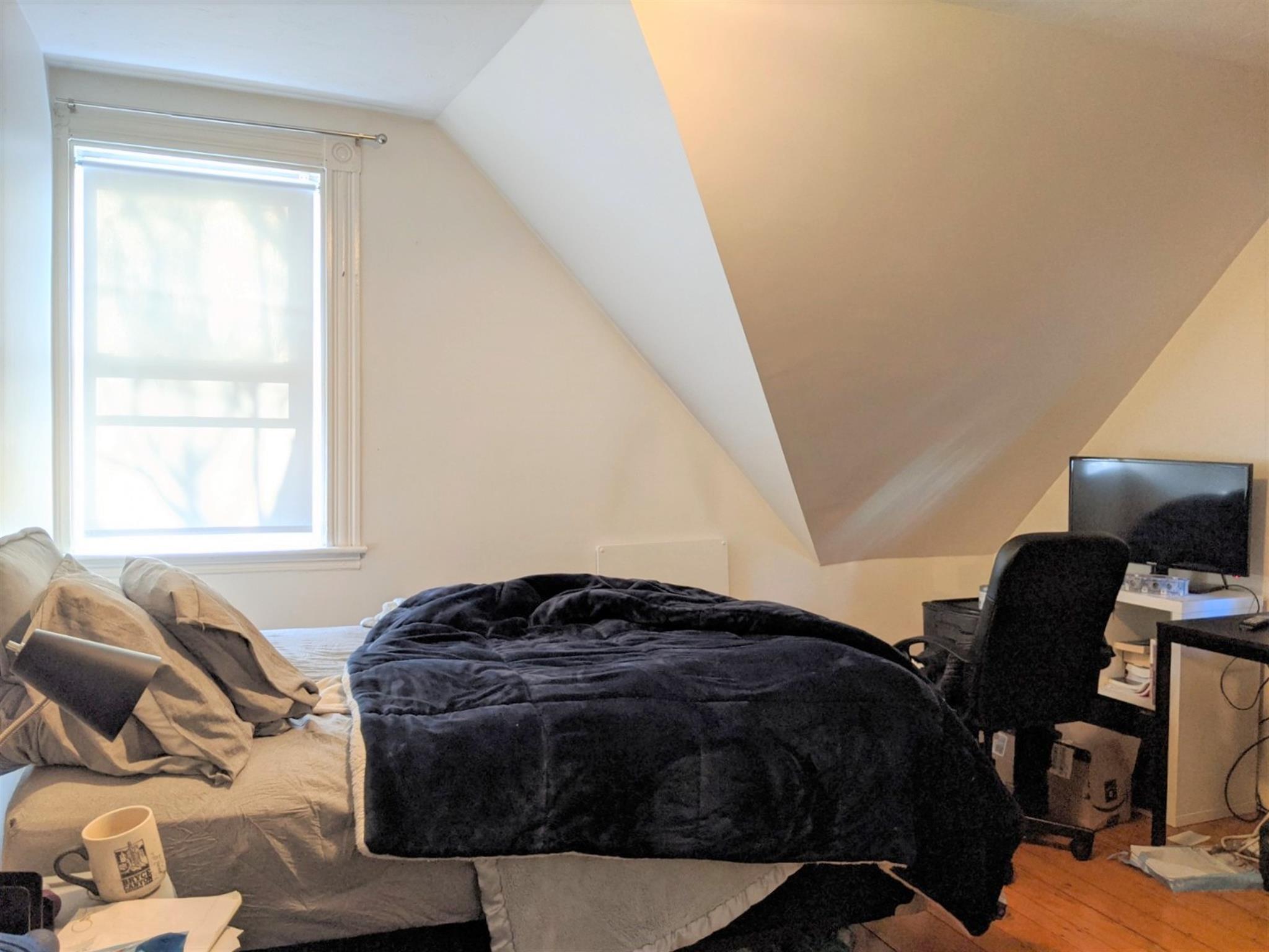 14 Sanborn Ave, Union Square