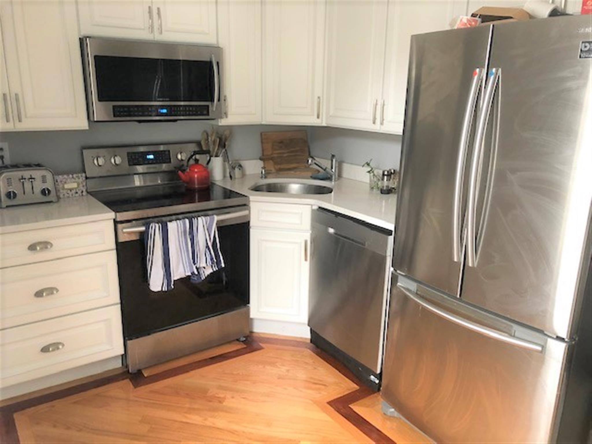 35 School St, Everett