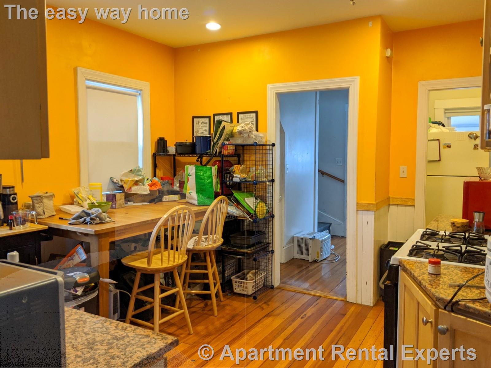 42 Newbern Ave, Medford