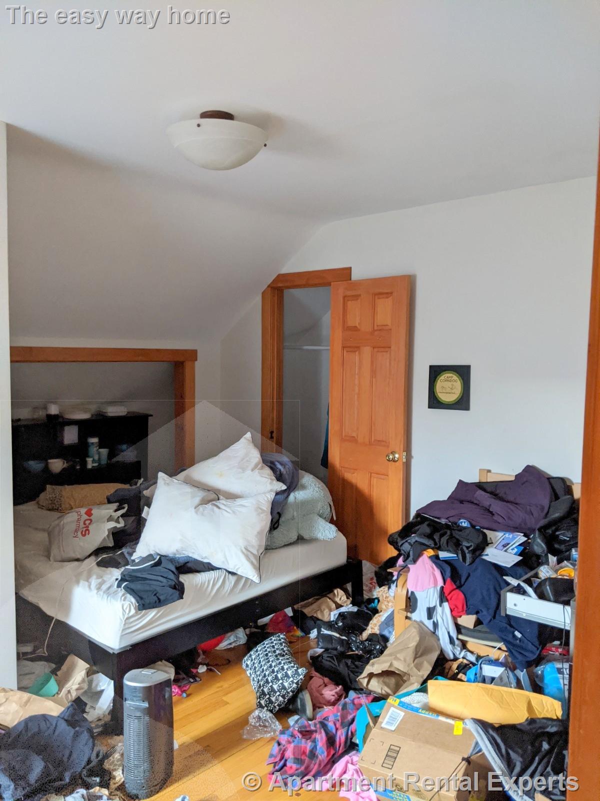 42 Newbern Ave, Medford