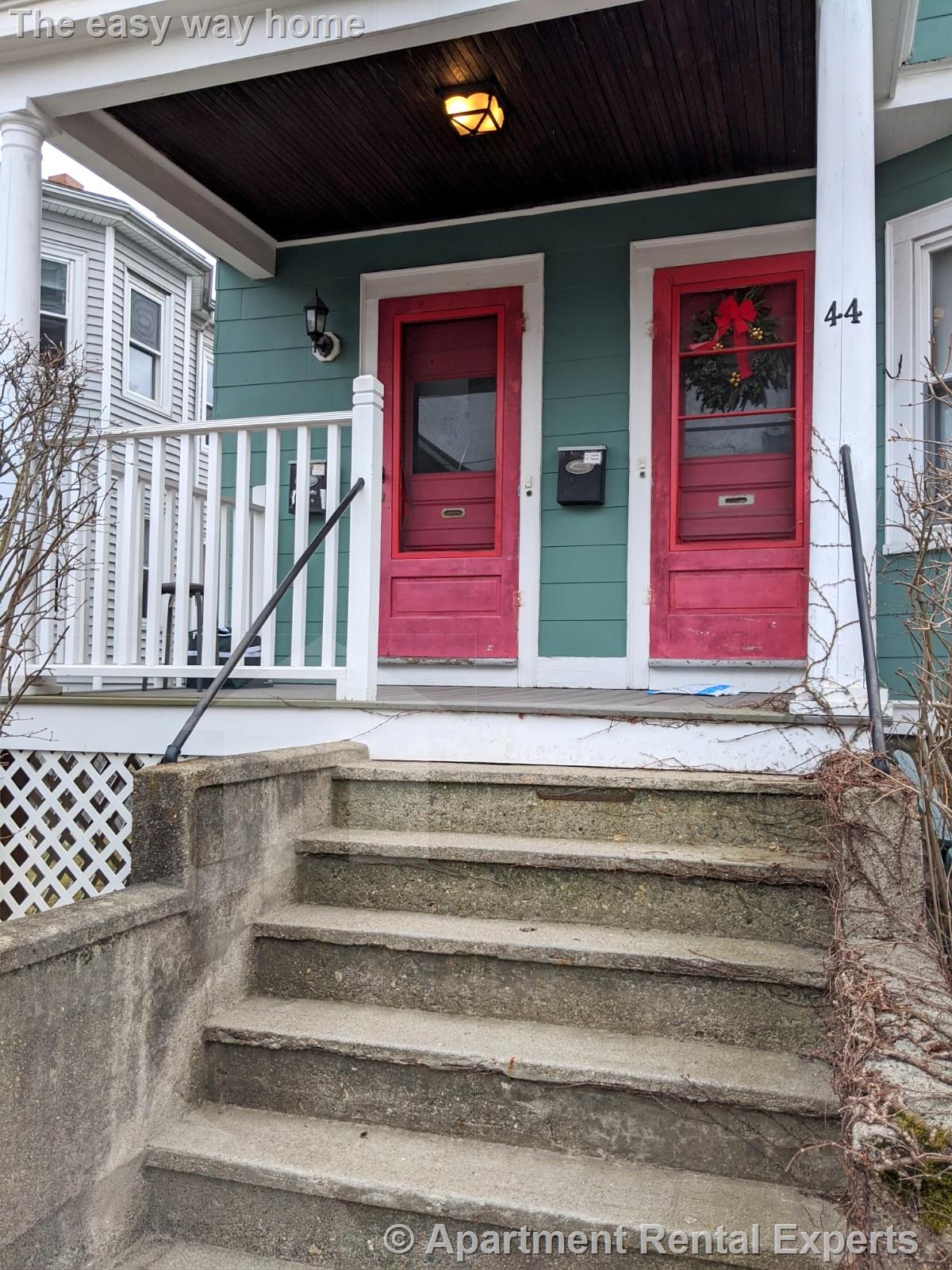 42 Newbern Ave, Medford