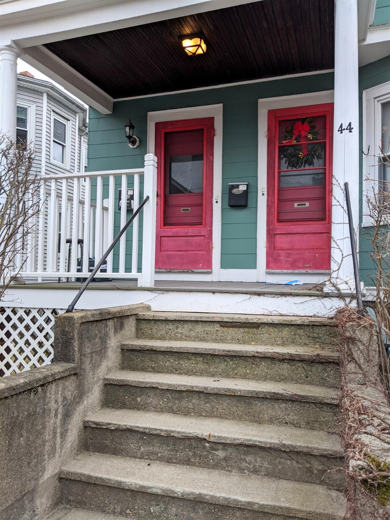 42 Newbern Ave, Medford