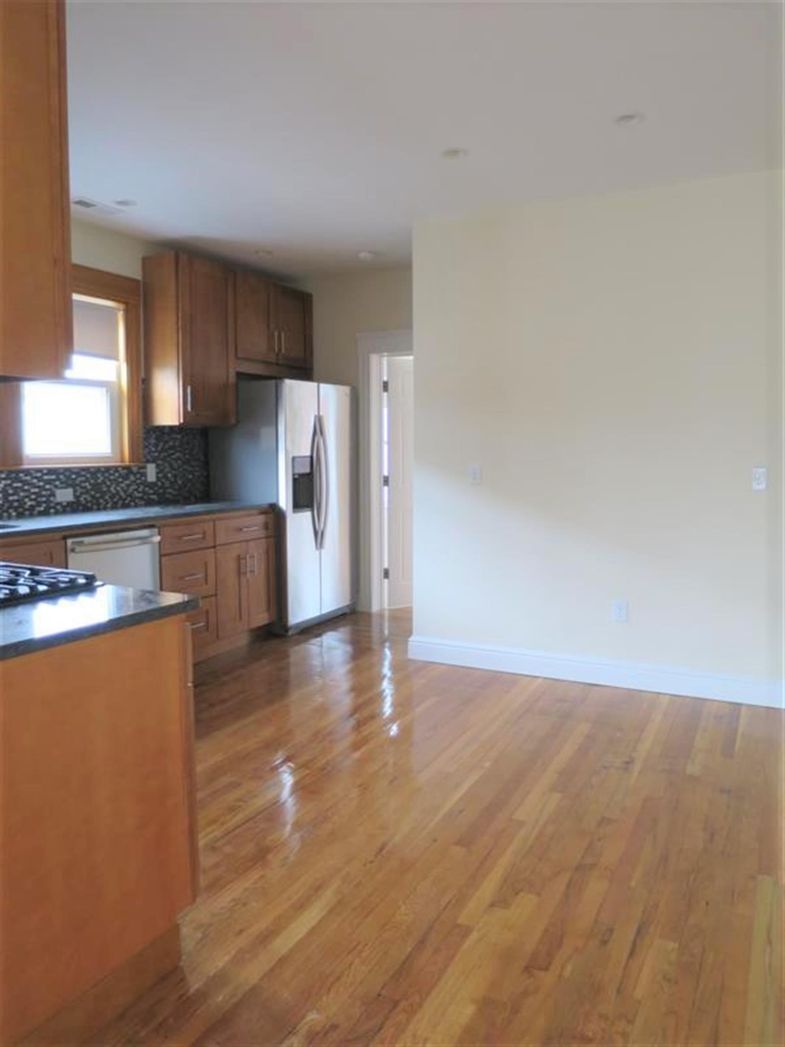 9 Bonner Ave, Medford