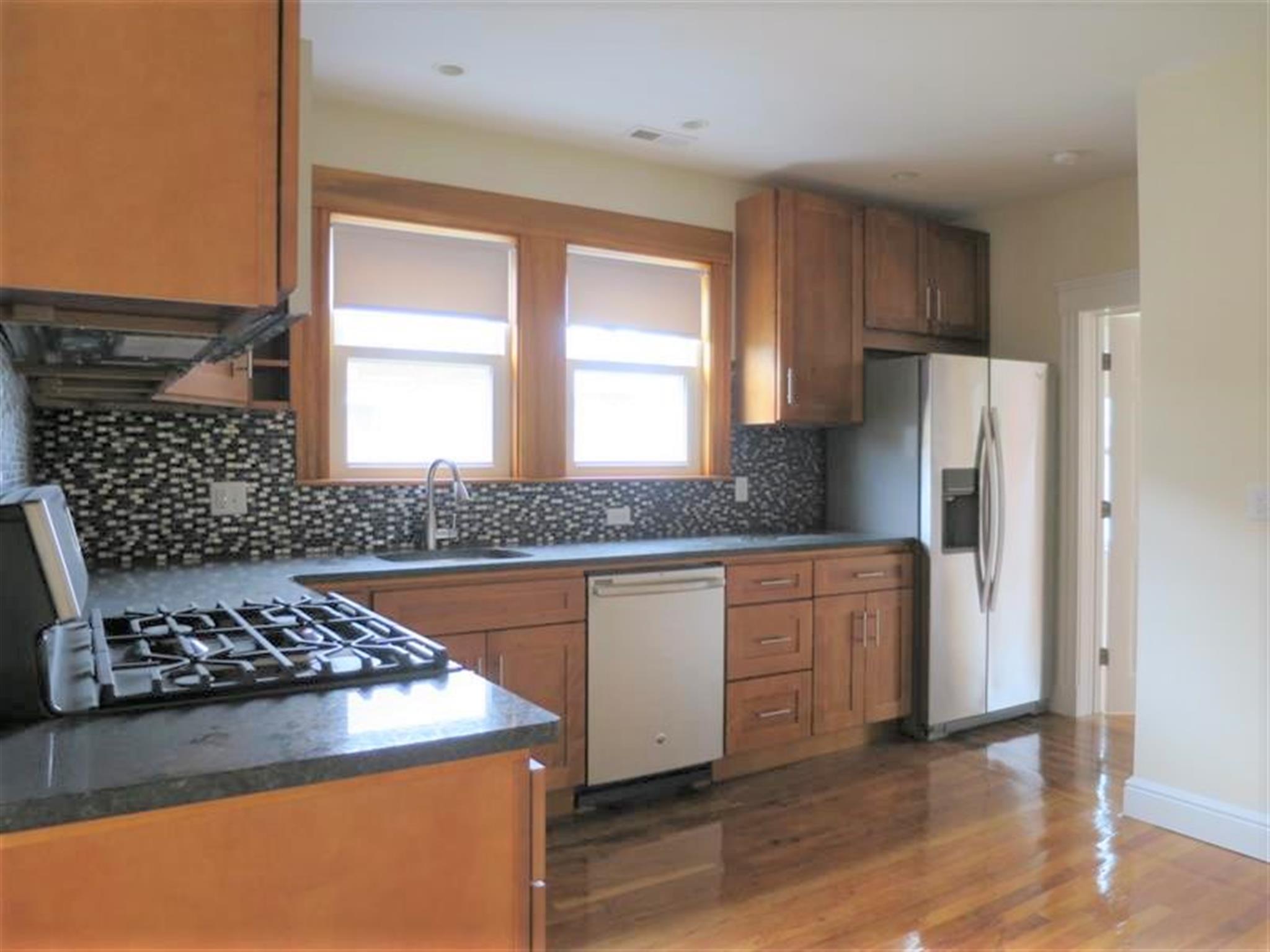 9 Bonner Ave, Medford