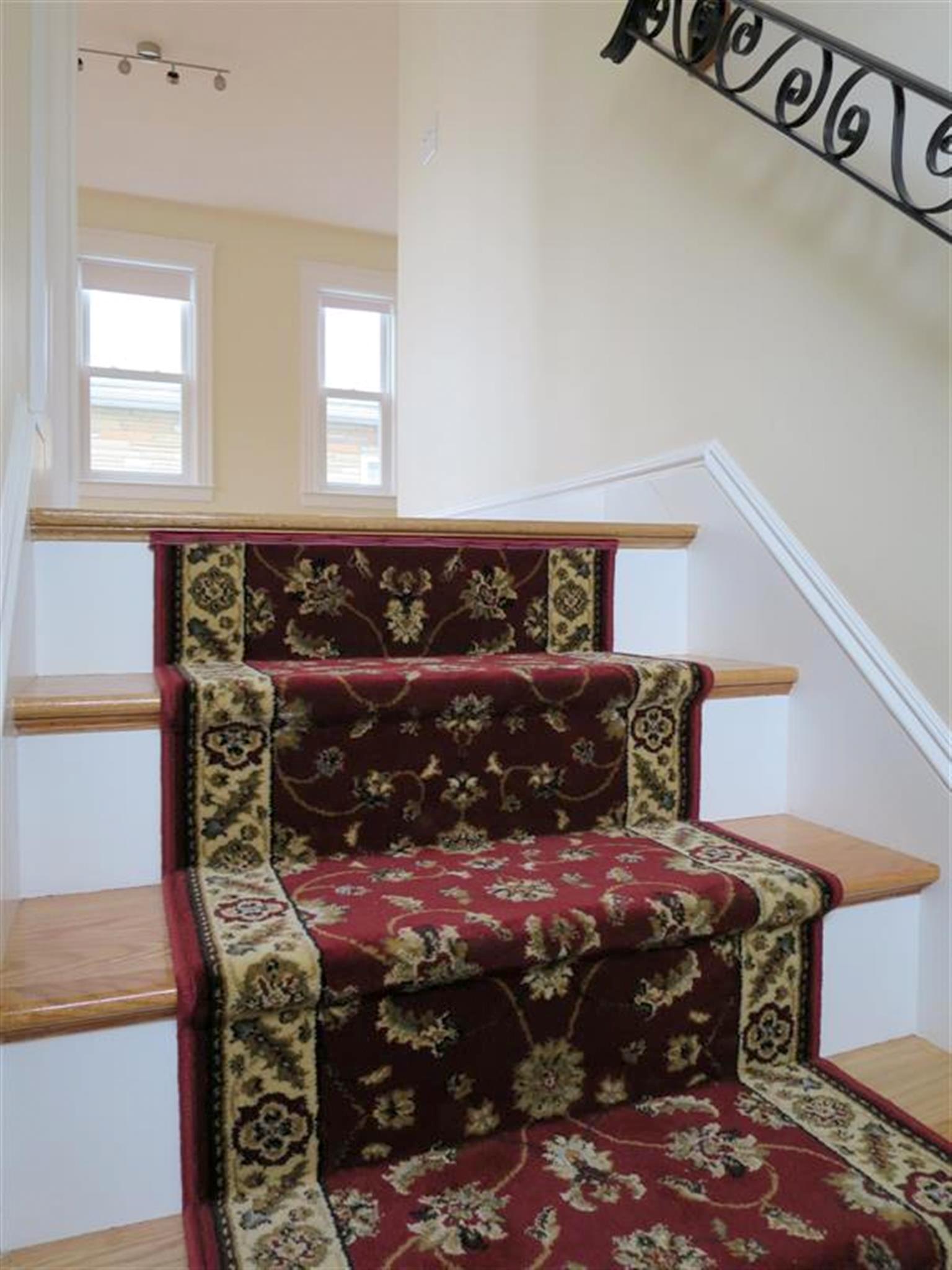 7 Bonner Ave, Medford