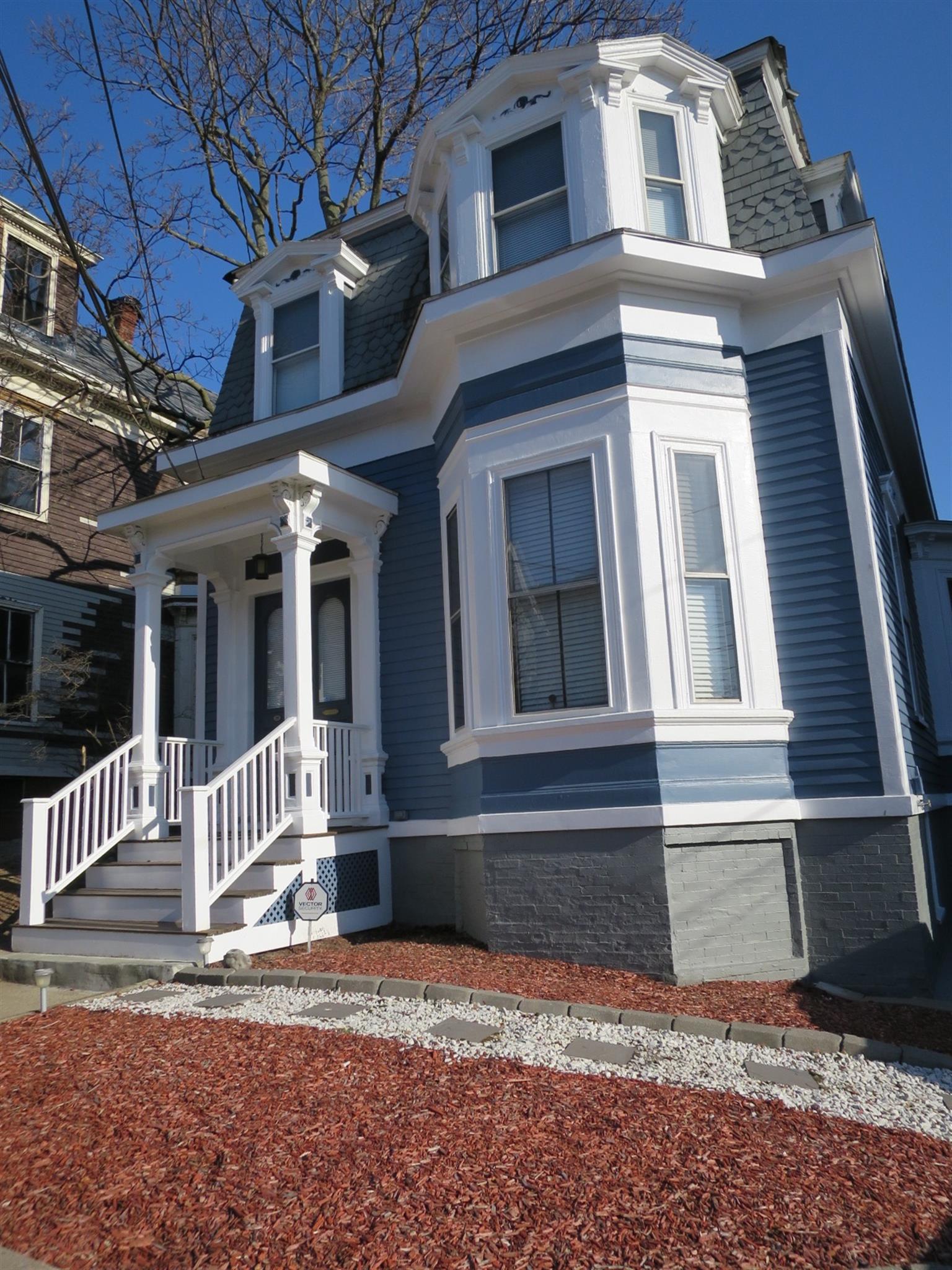 31 Warren Ave, Union Square