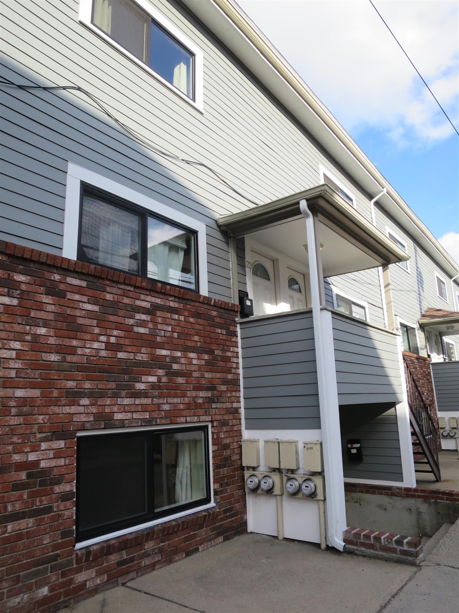 23 Suffolk St, Central Square