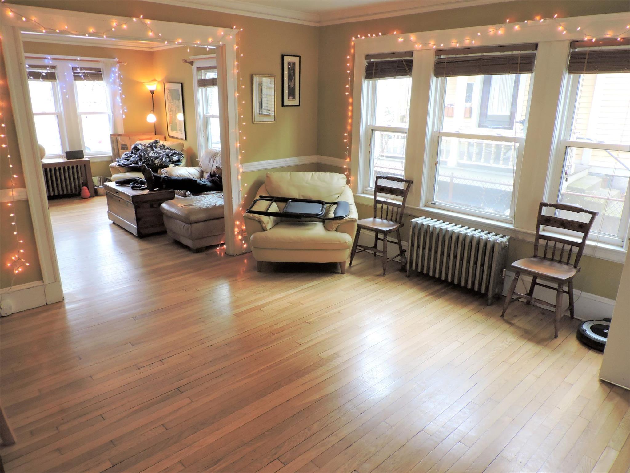 86 Henry St, Cambridgeport