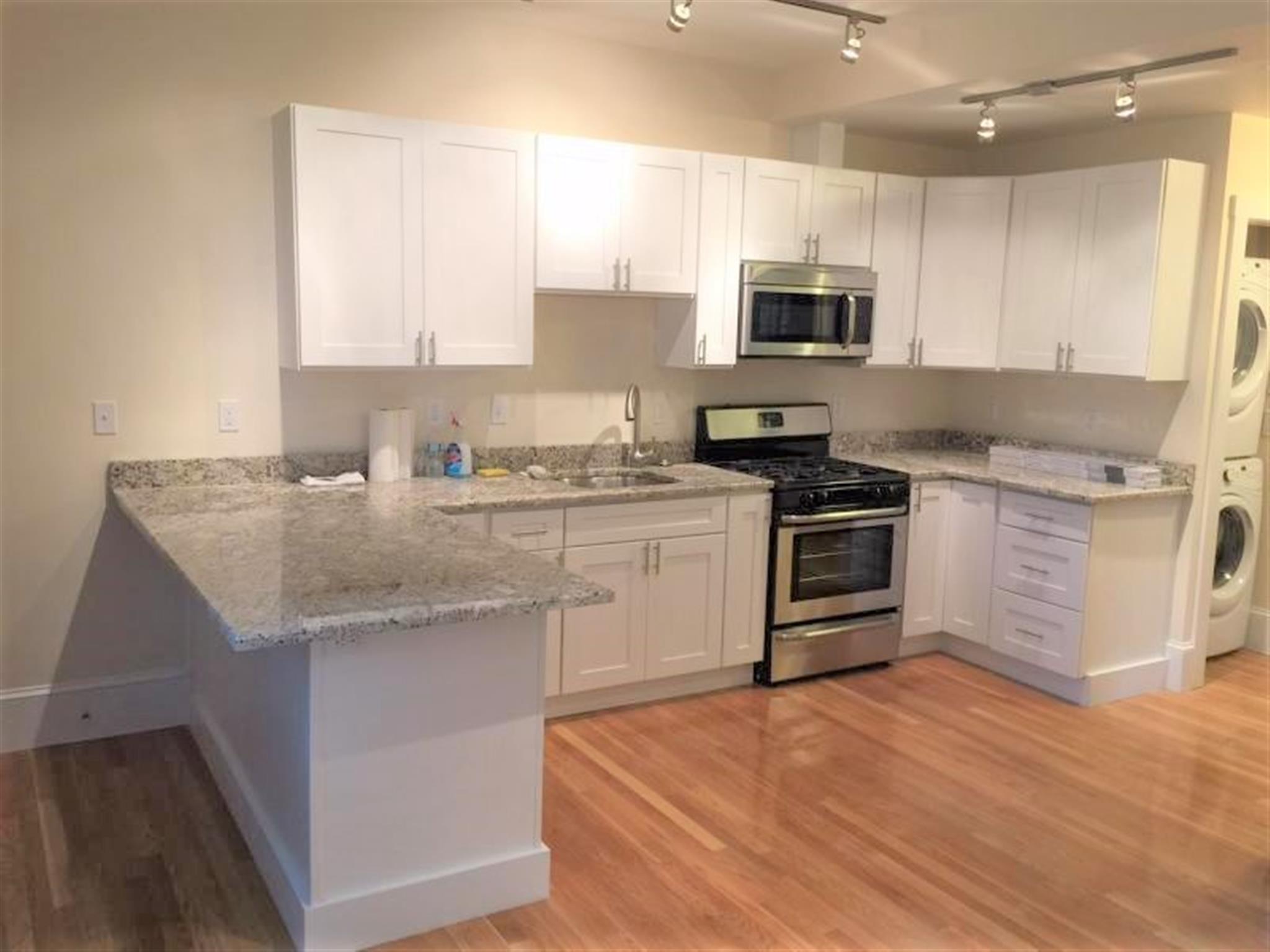 231 Norfolk St, Central Square