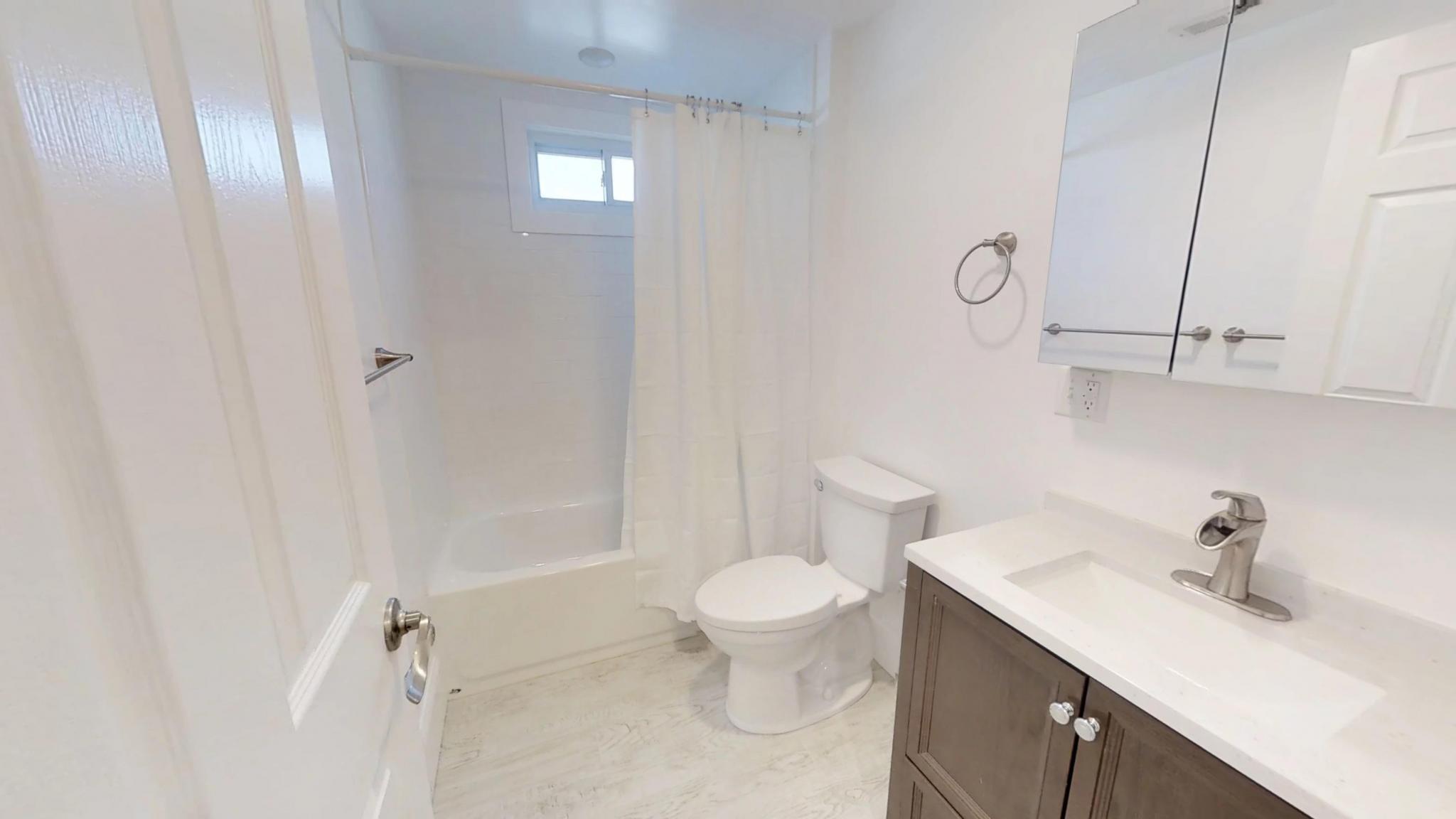 30 Cambridge Ter, Porter Square