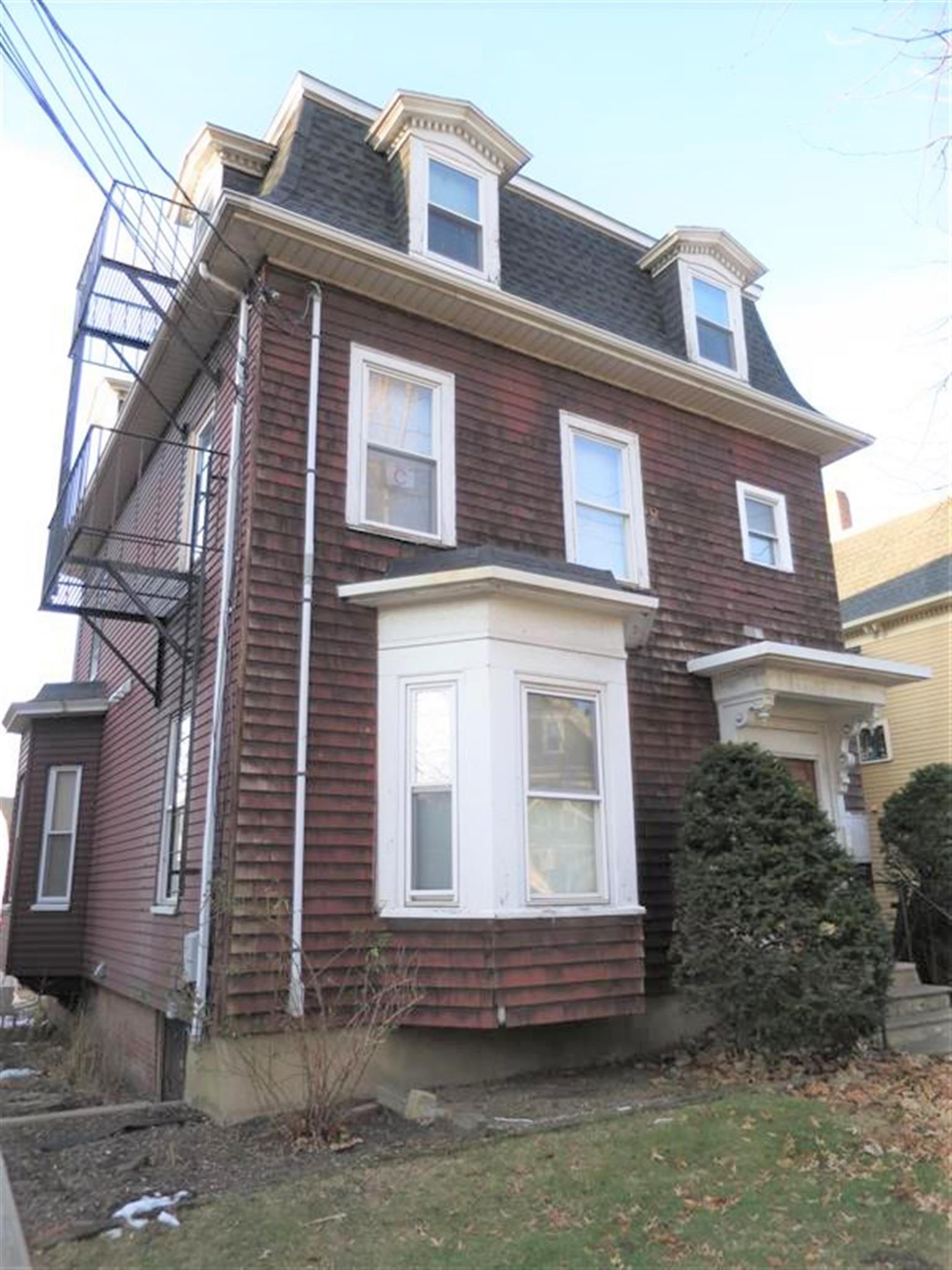 65 Walden St, Porter Square