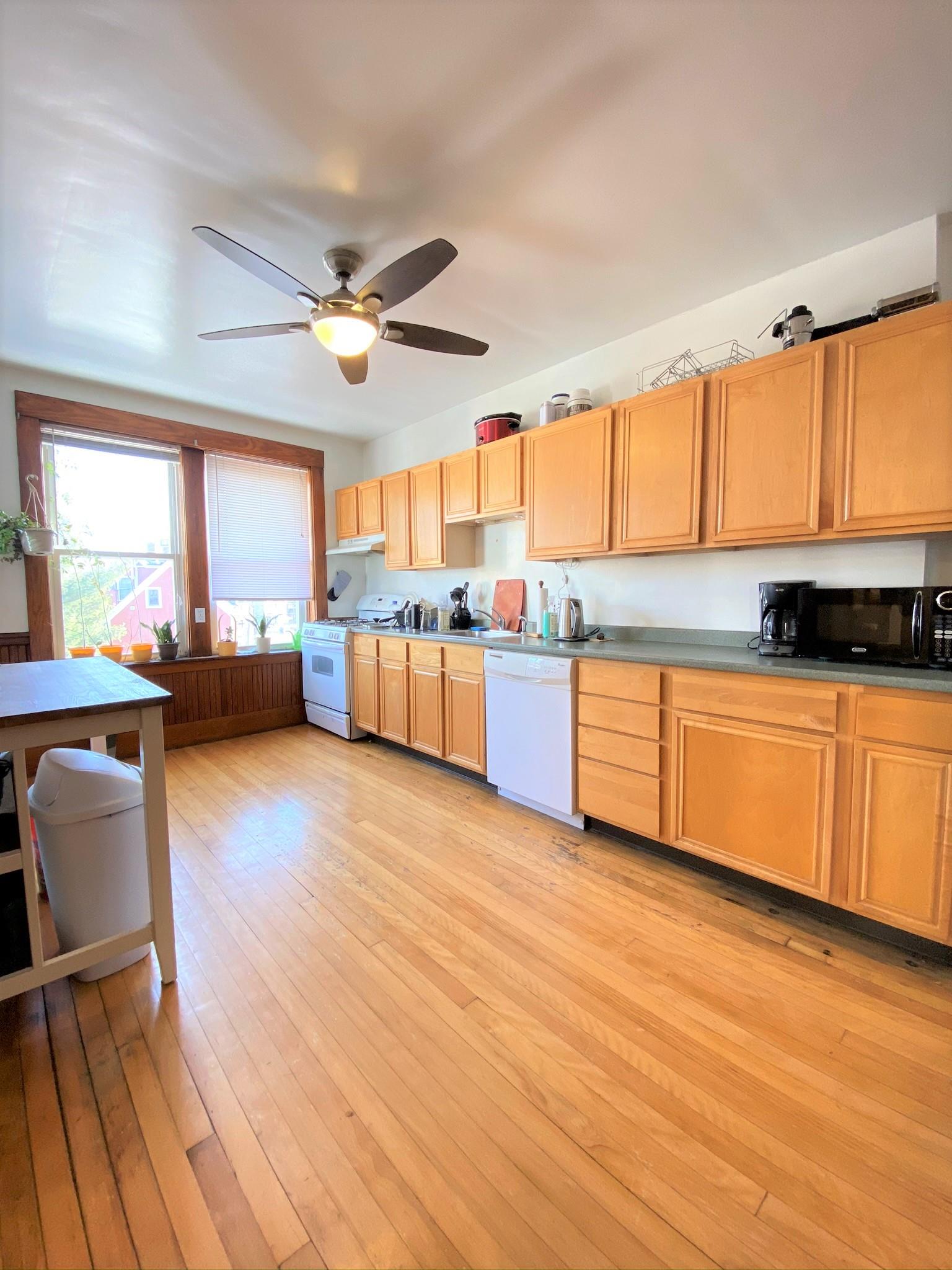 9 Fairfield St, Porter Square