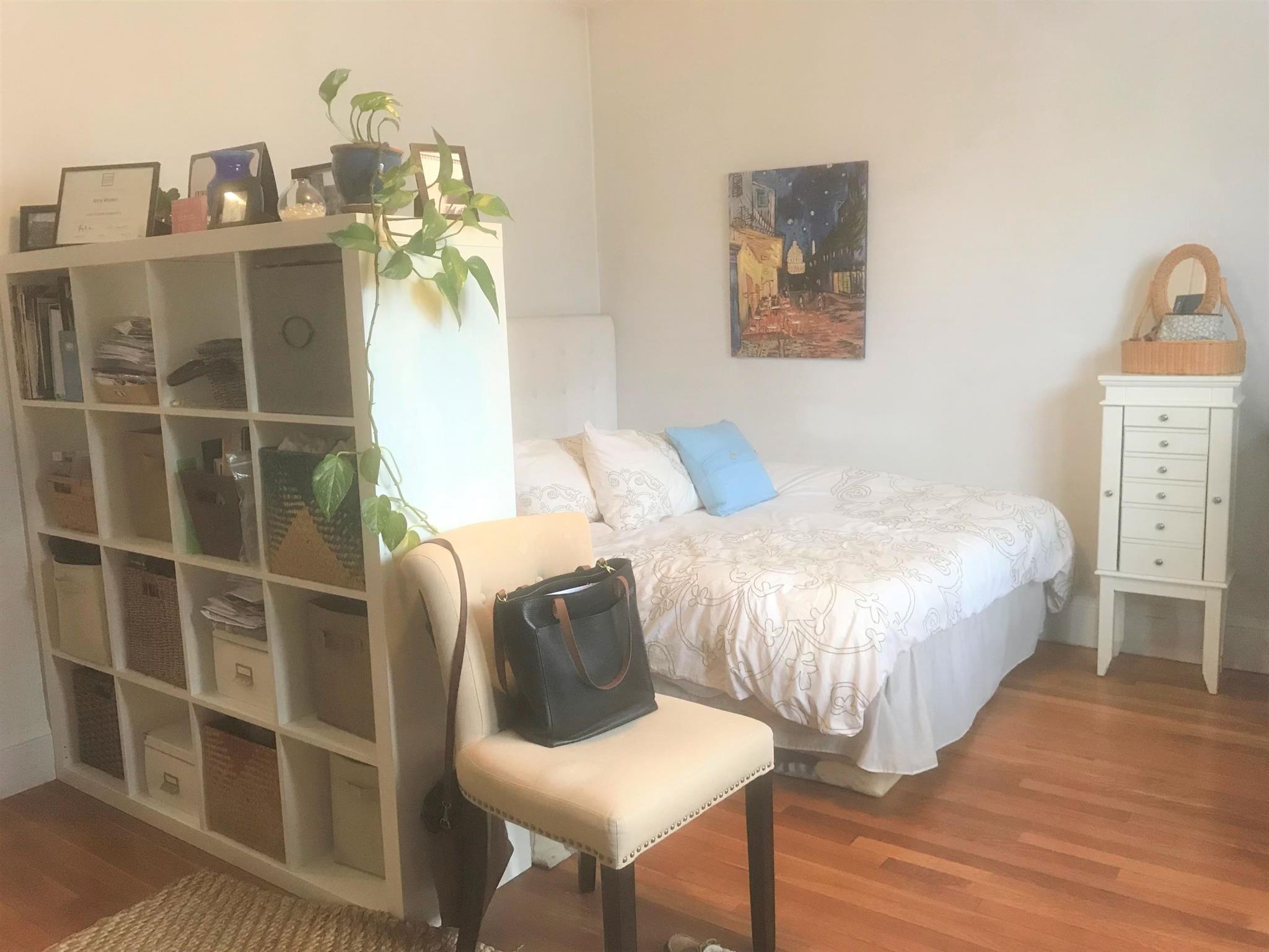 11 Gray St, Porter Square