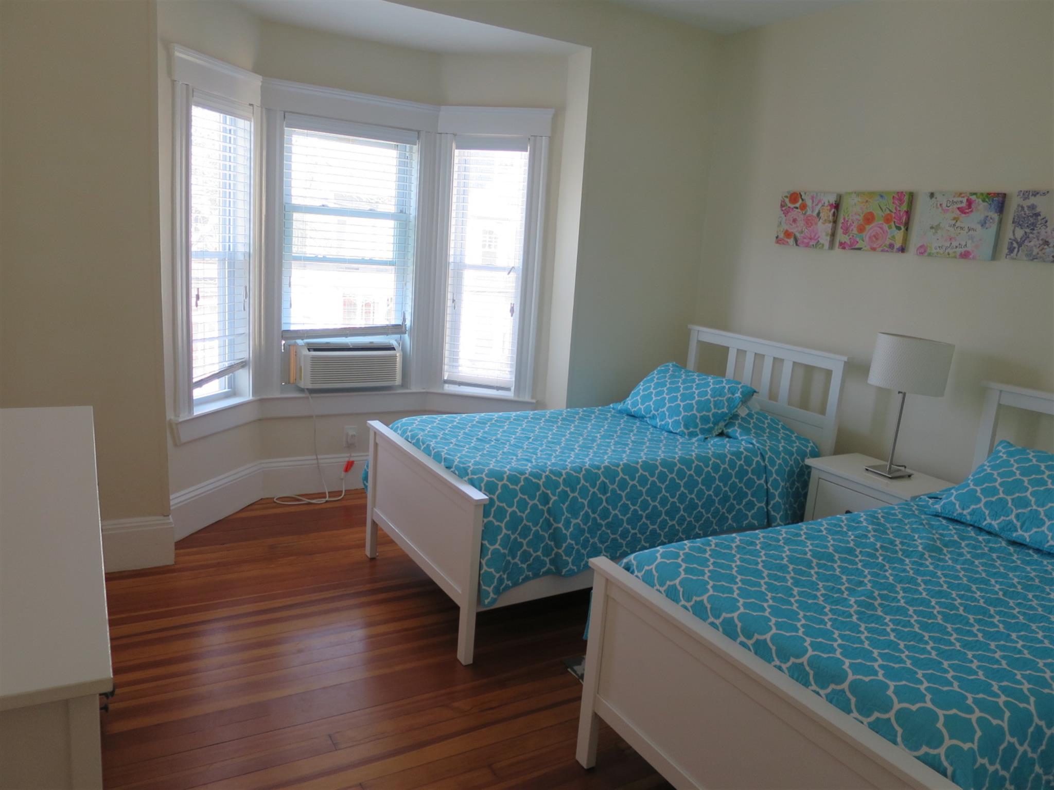 29 Wallace St, Davis Square