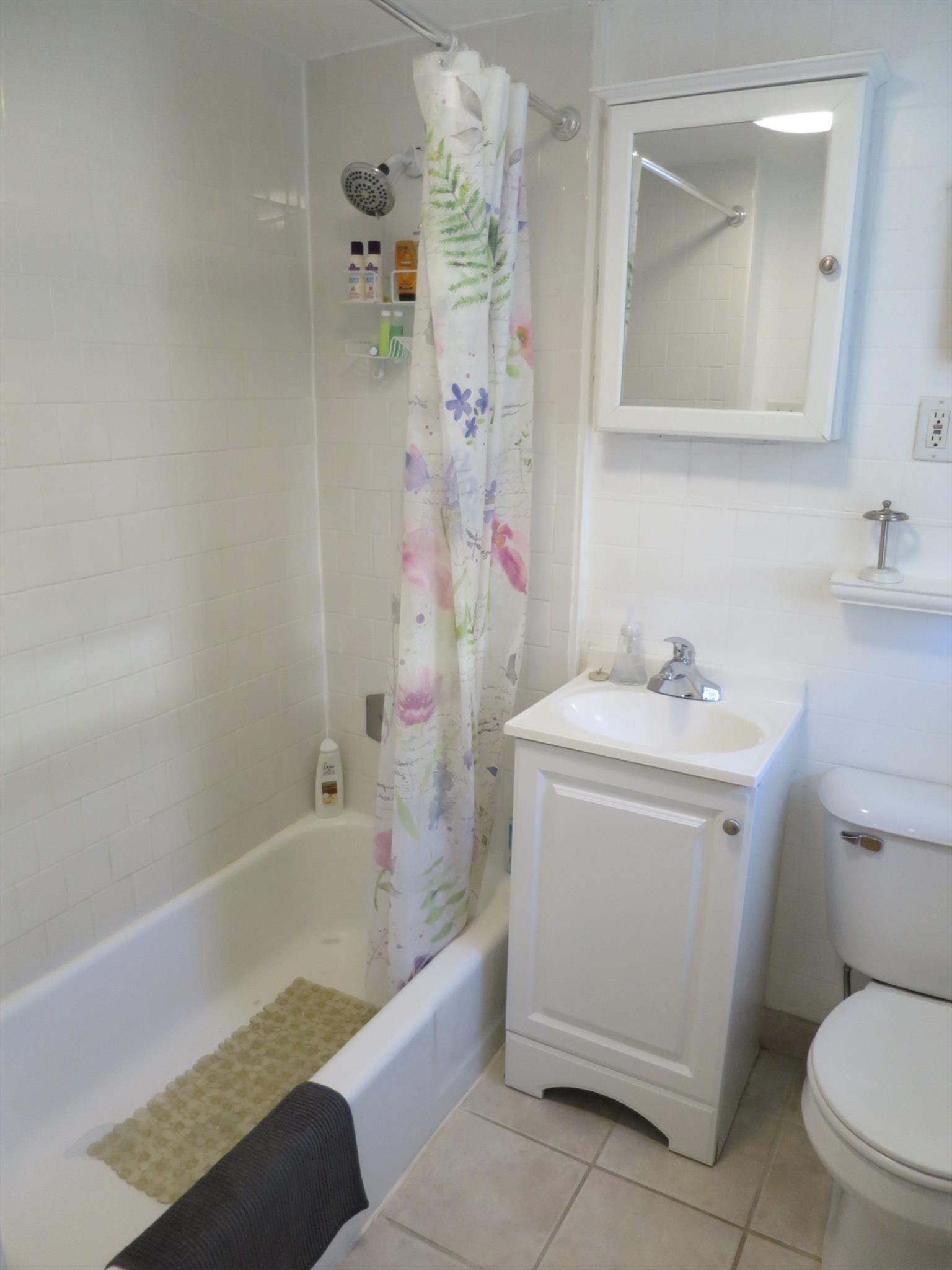 29 Wallace St, Davis Square