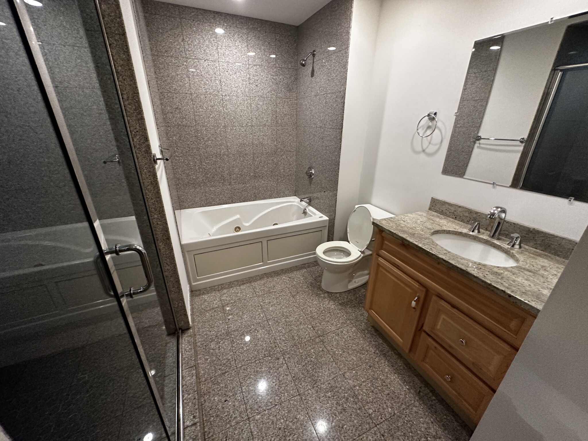 254 Friend St, West End