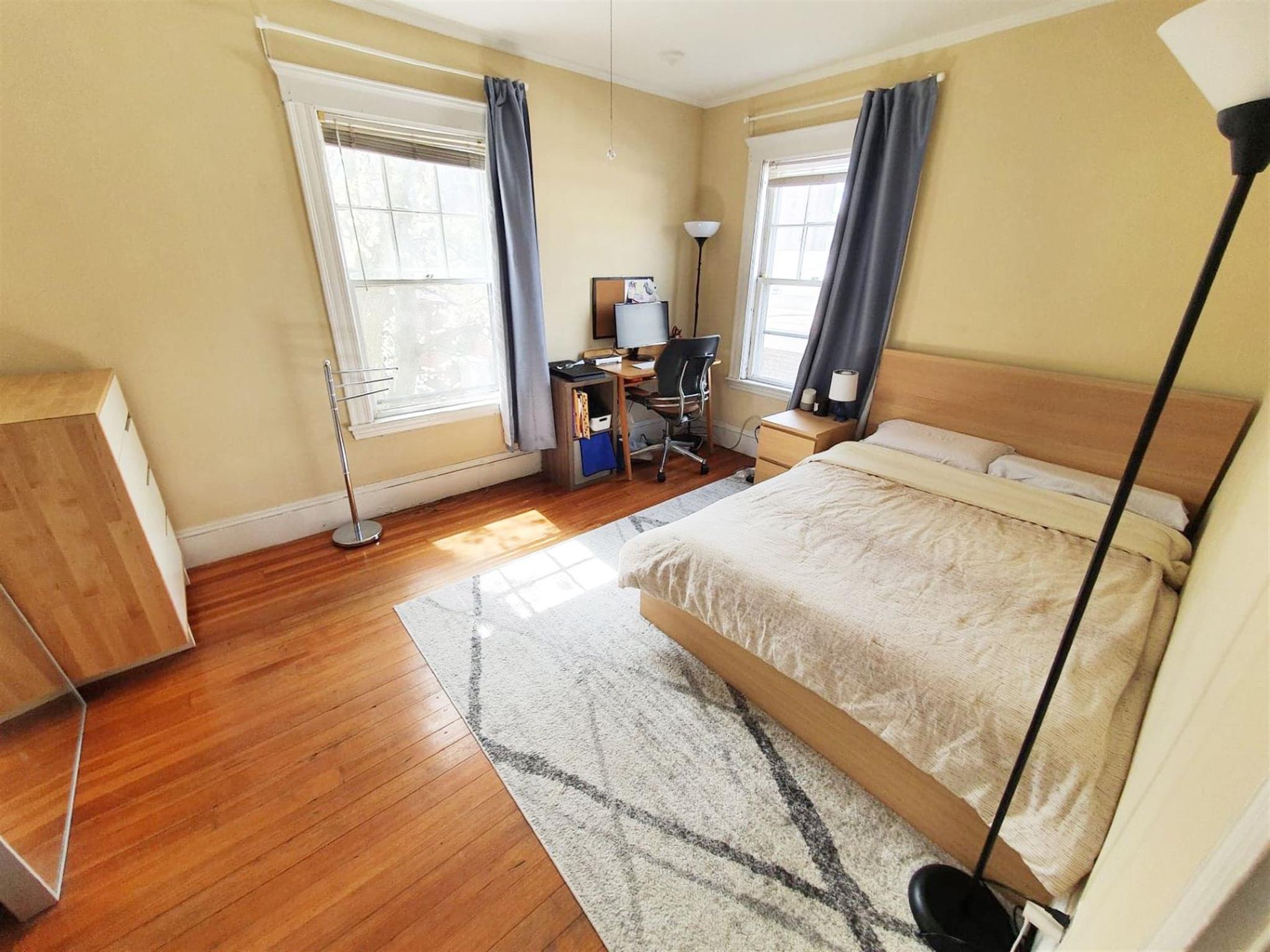 452 Broadway, Harvard Square