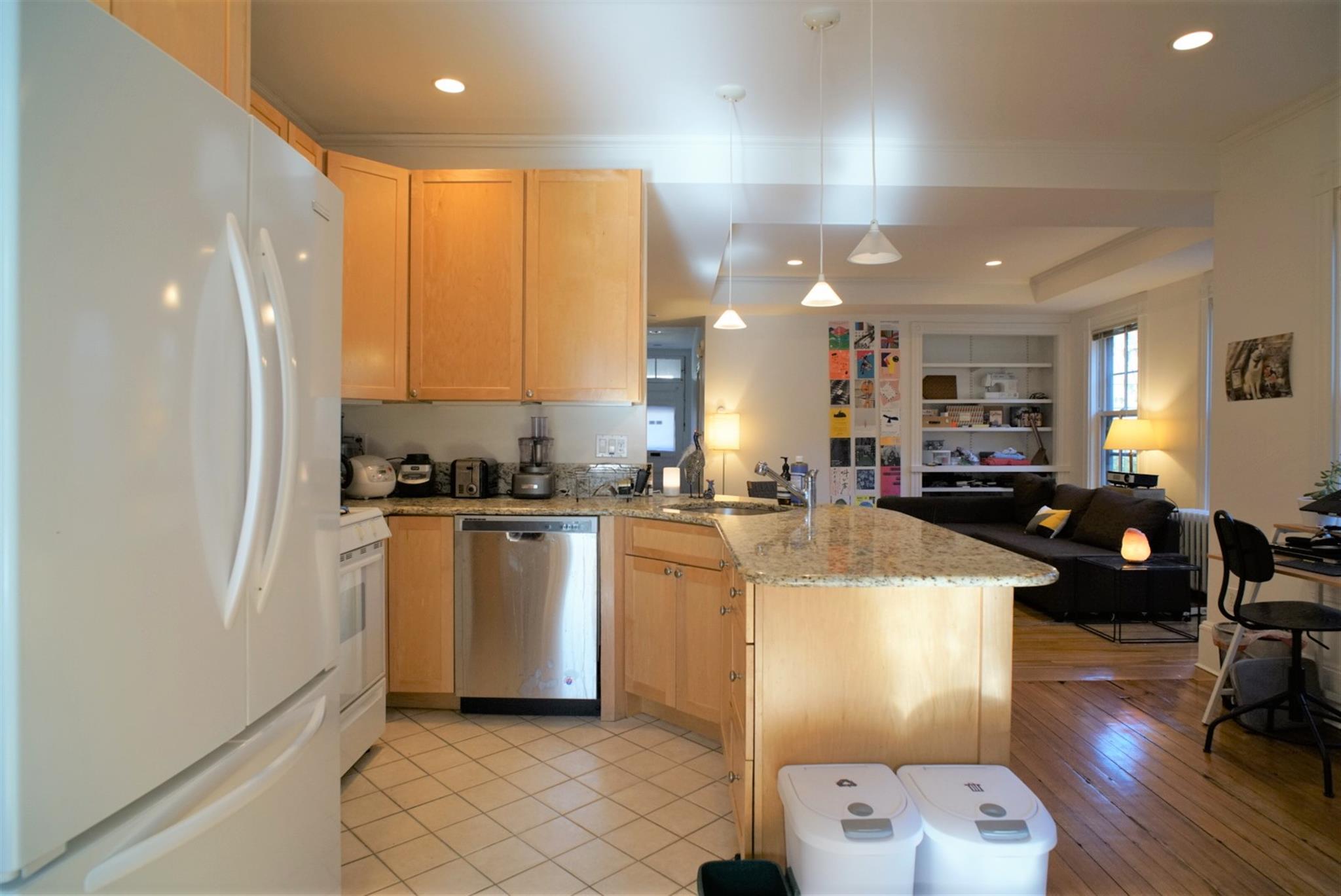 28 Healey St, Harvard Square