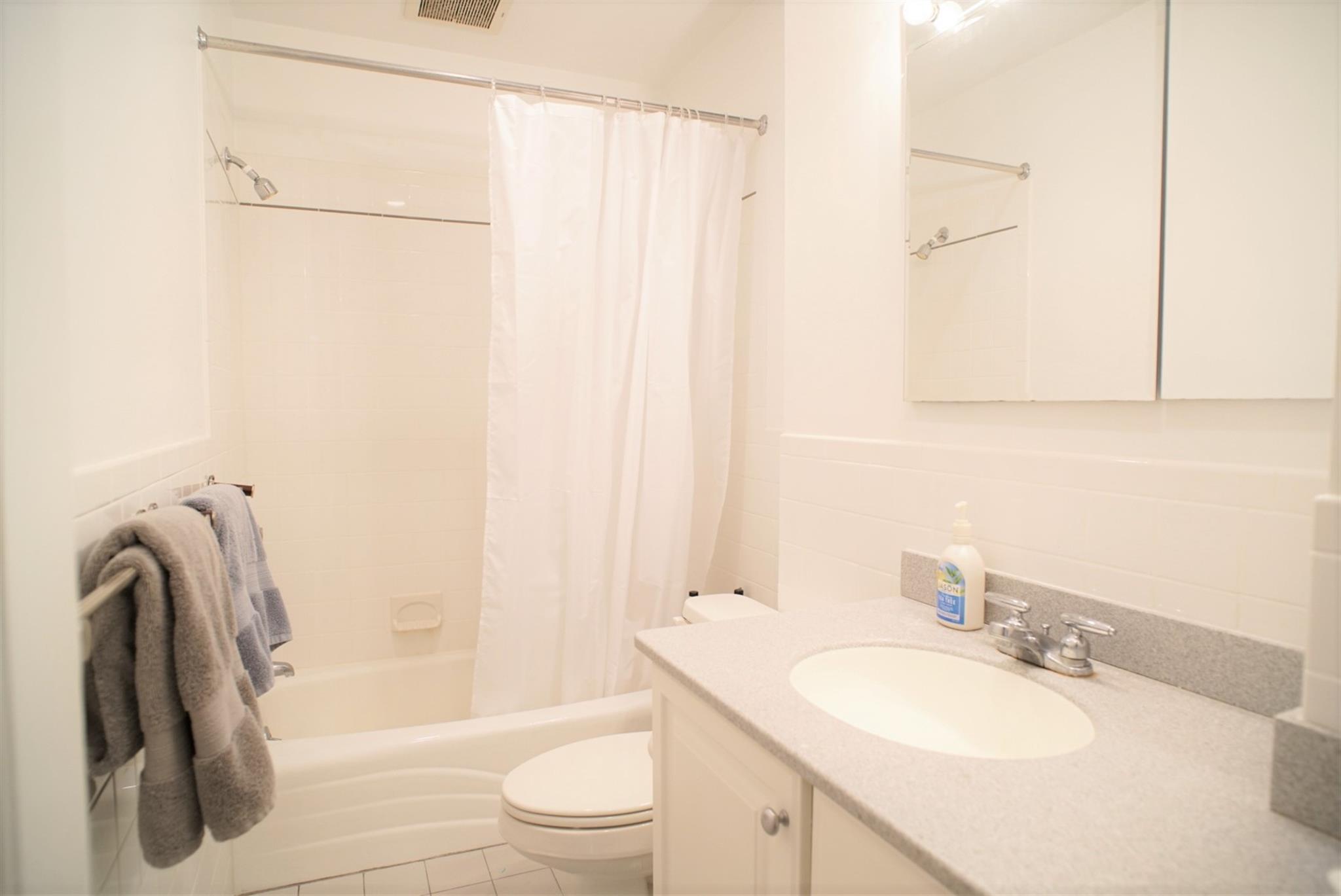 28 Healey St, Harvard Square