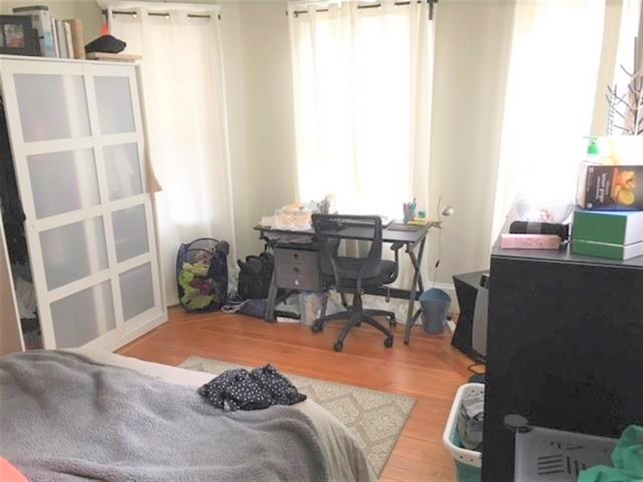 14 Dow St, Davis Square