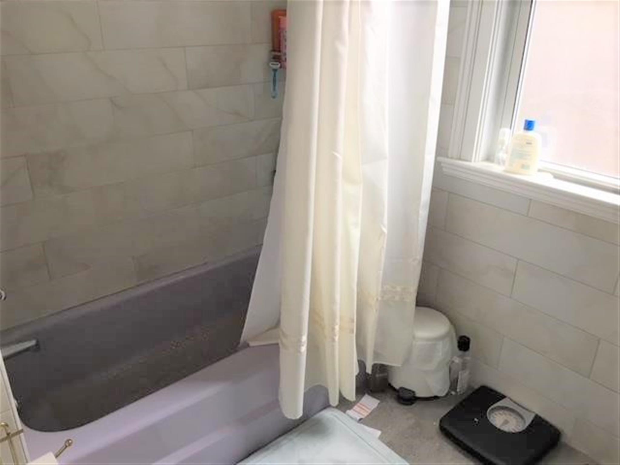 14 Dow St, Davis Square