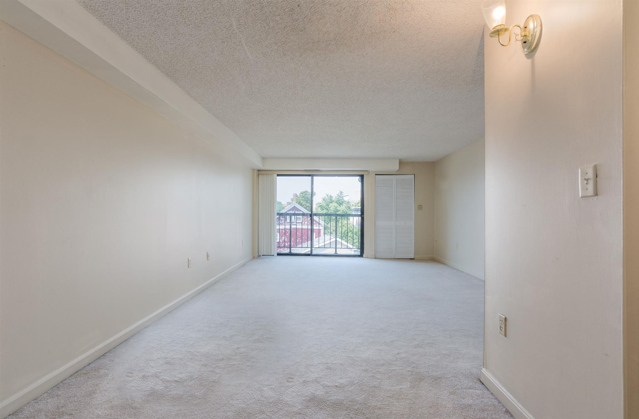 16 Elmer St, Harvard Square