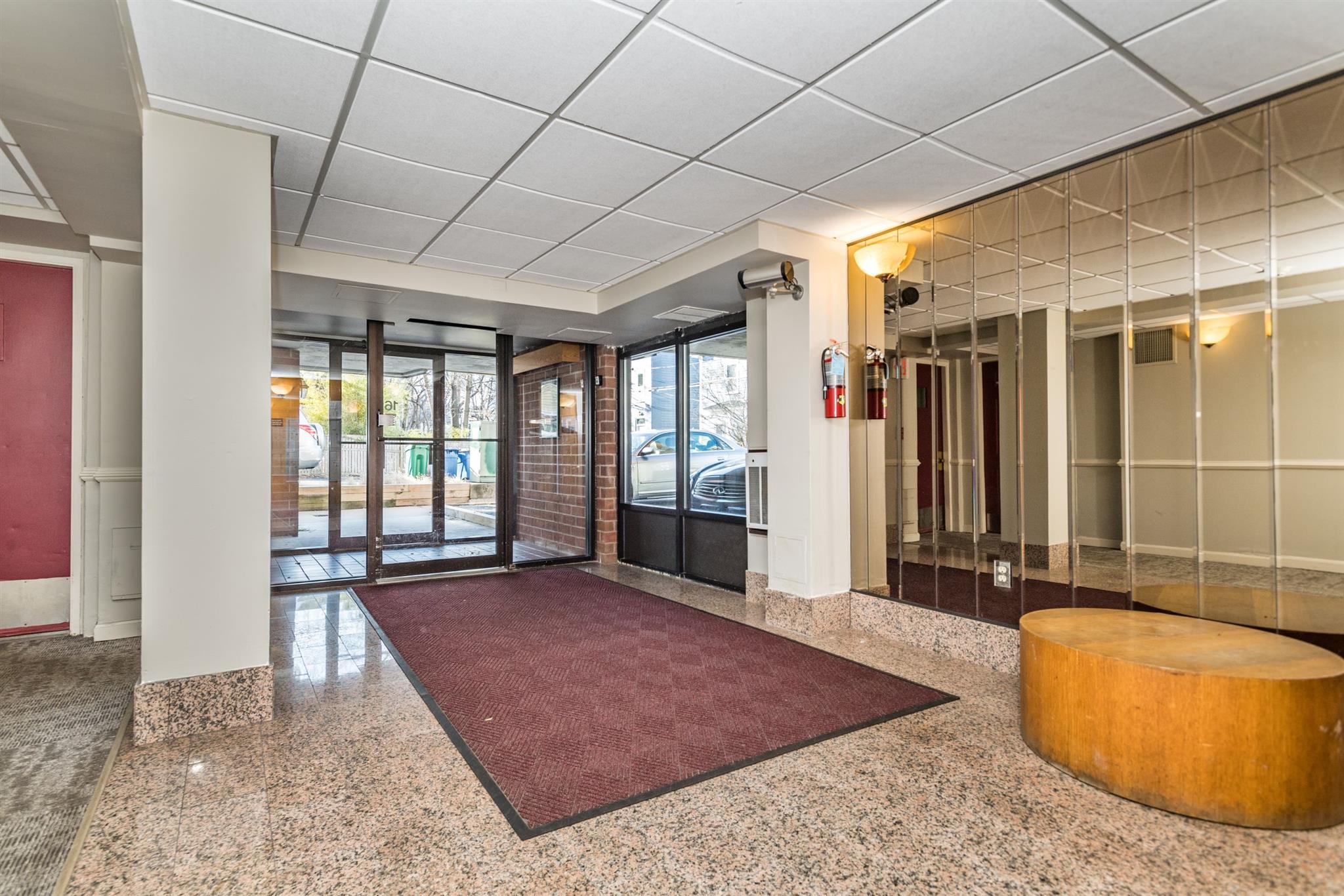 16 Elmer St, Harvard Square