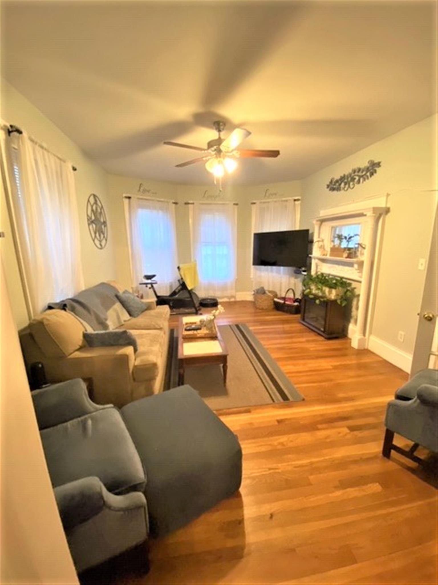 390 Salem St, Medford