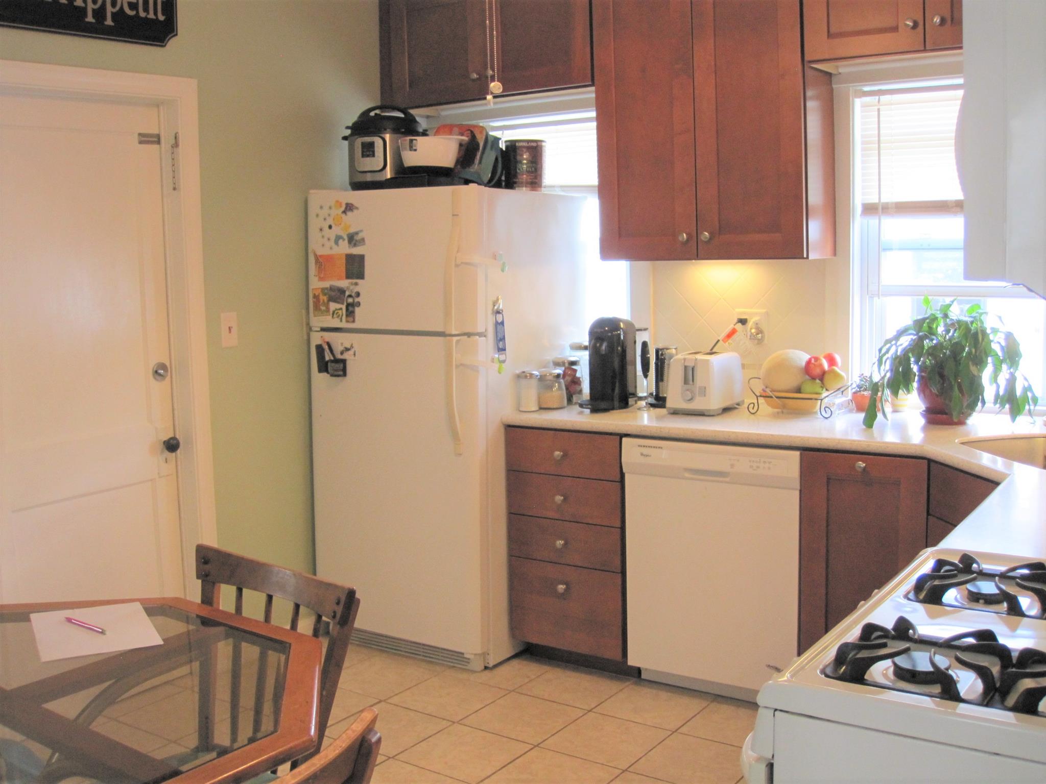 59 Windsor Rd, Medford