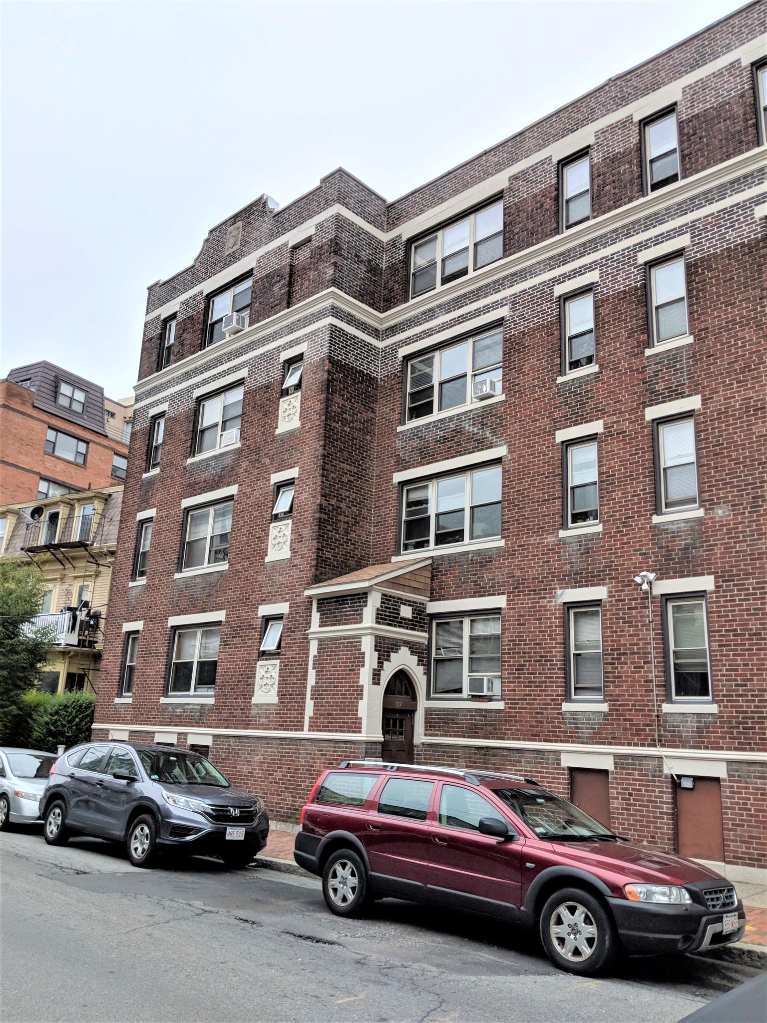 99 Hancock St, Central Square