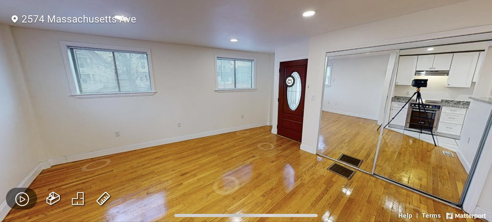 2574 Massachusetts Ave, North Cambridge