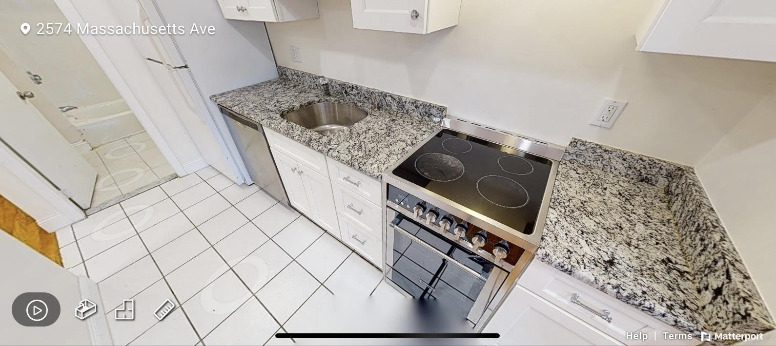 2574 Massachusetts Ave, North Cambridge