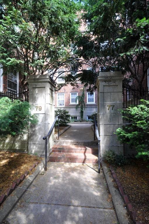 77 Martin St, Porter Square