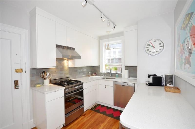 77 Martin St, Porter Square