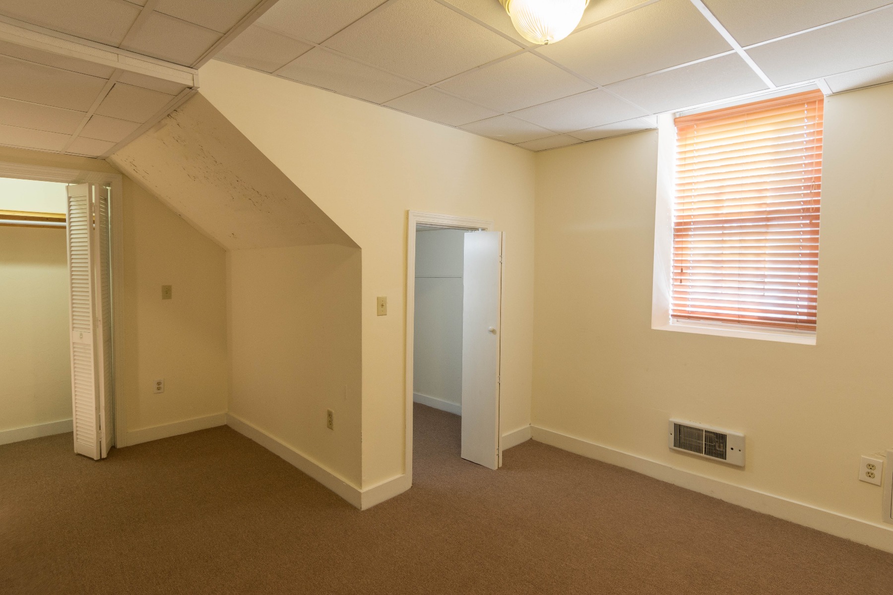 1616 Massachusetts Ave, Harvard Square