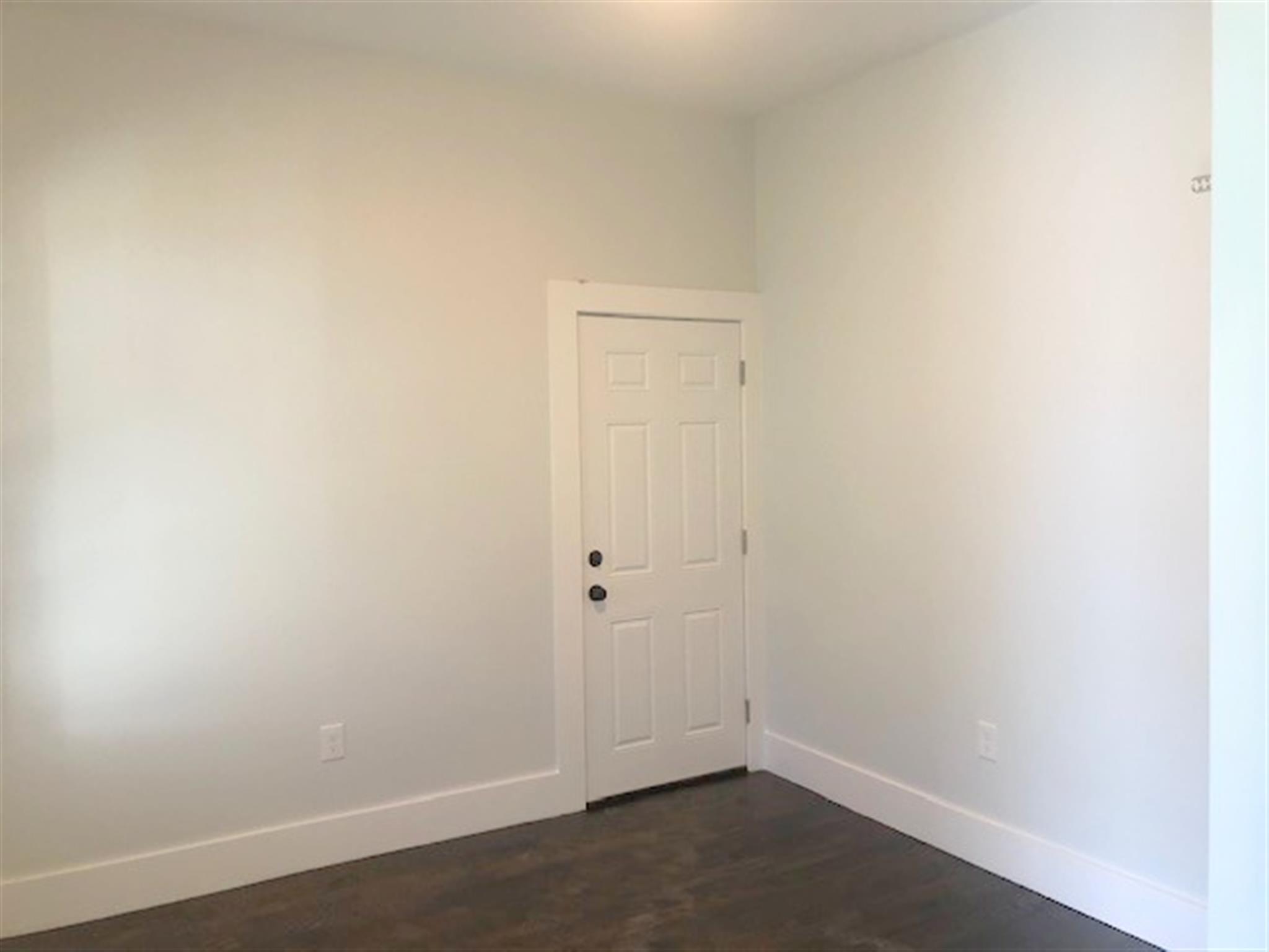 75 Kinnaird St, Central Square