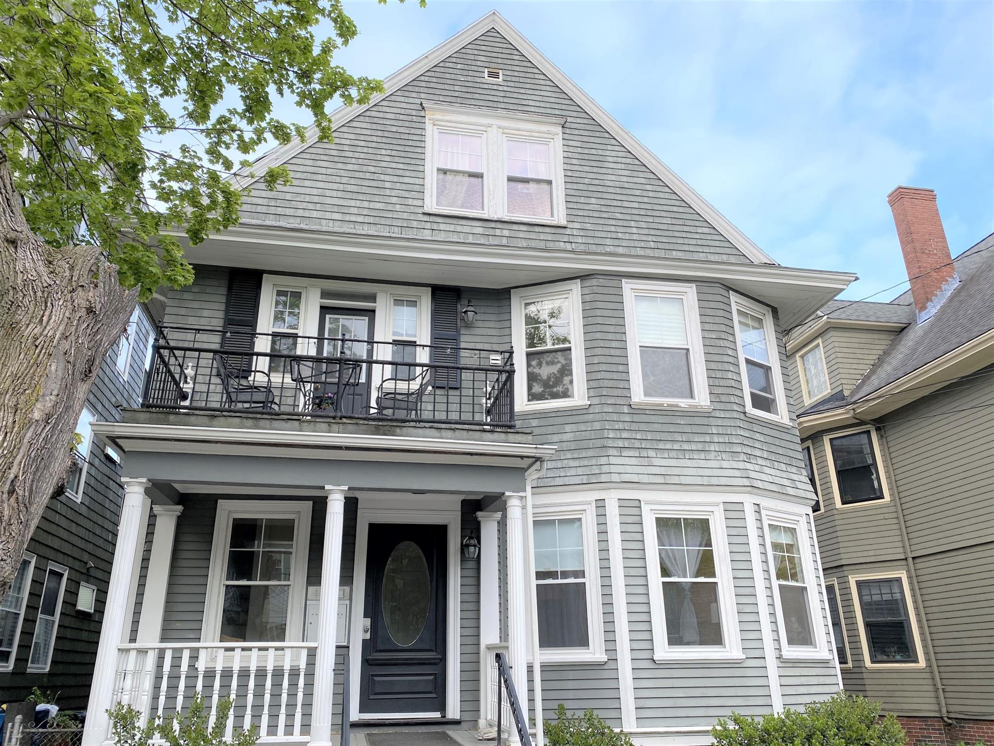 52 Maple Ave, Mid Cambridge