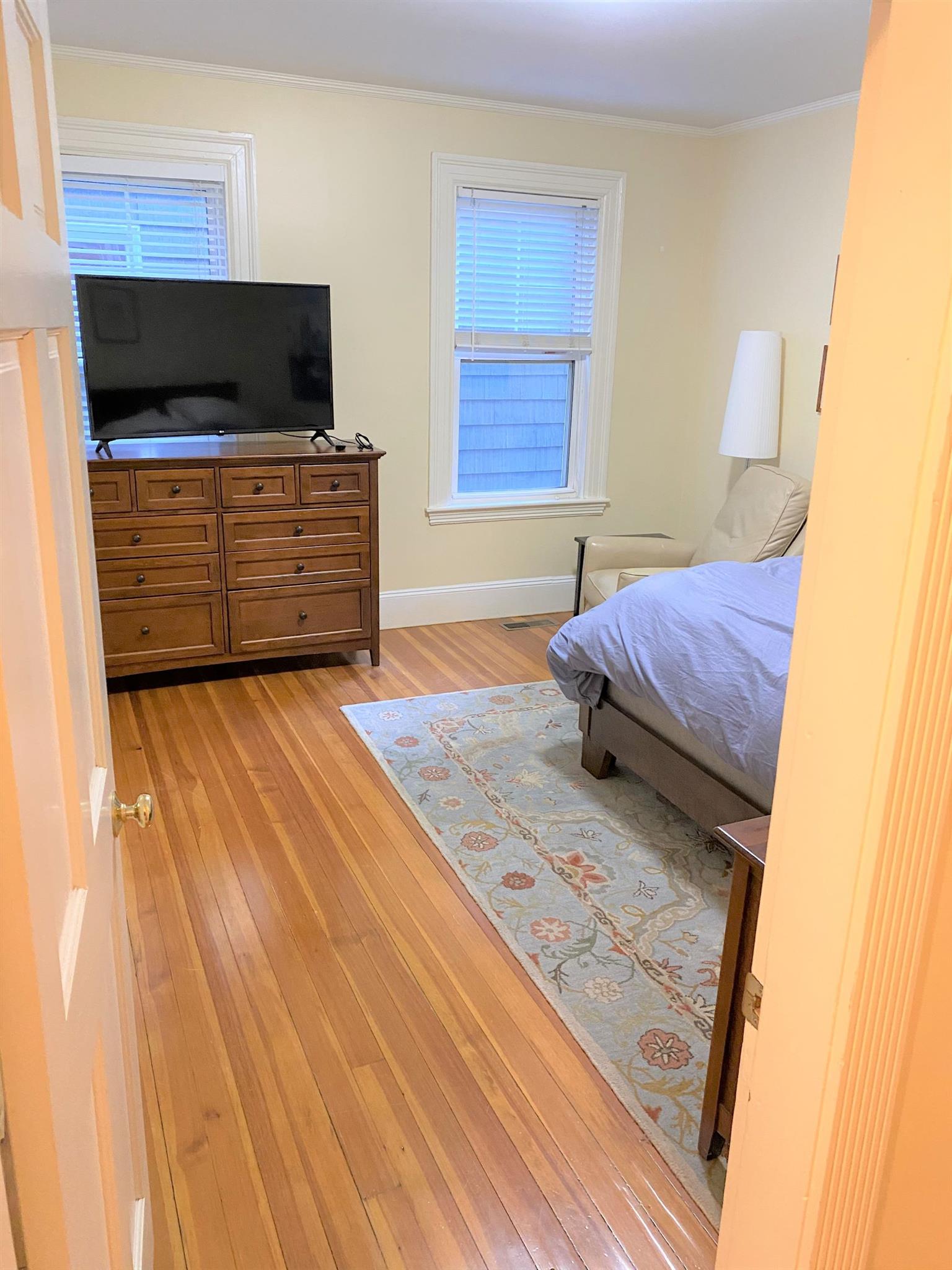 52 Maple Ave, Mid Cambridge