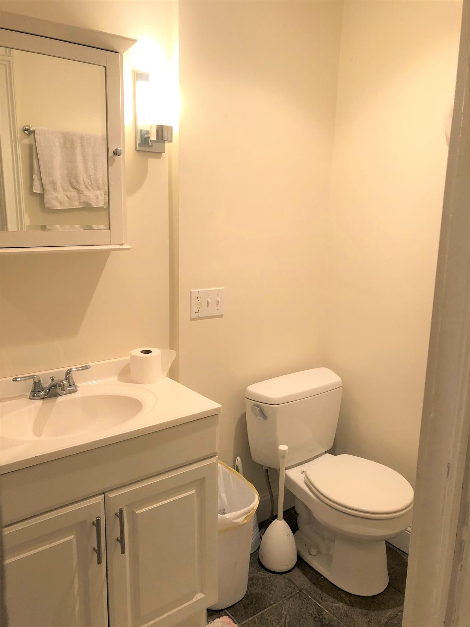 94 Boston Ave, Medford