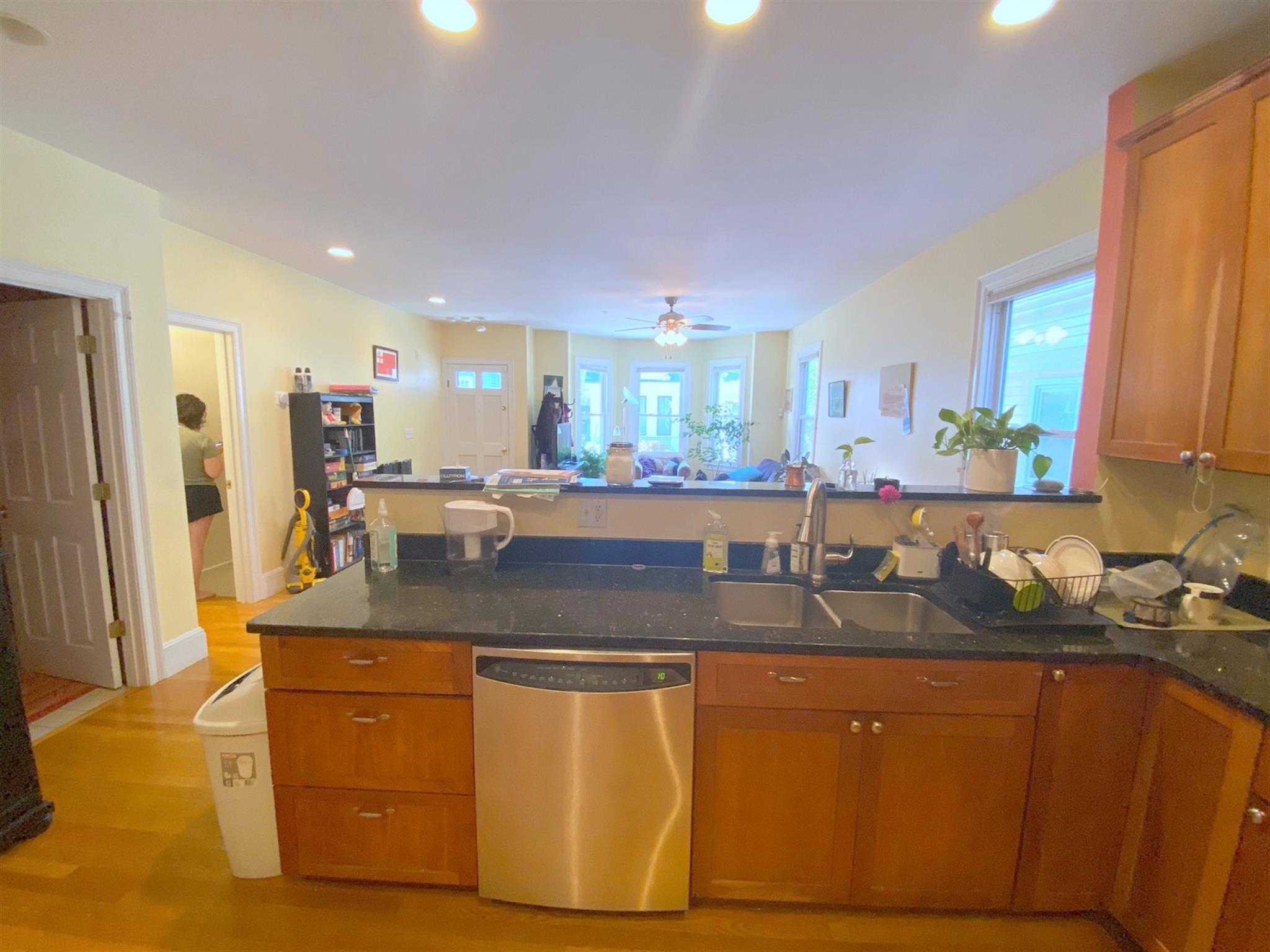 40 Prince St, Cambridgeport