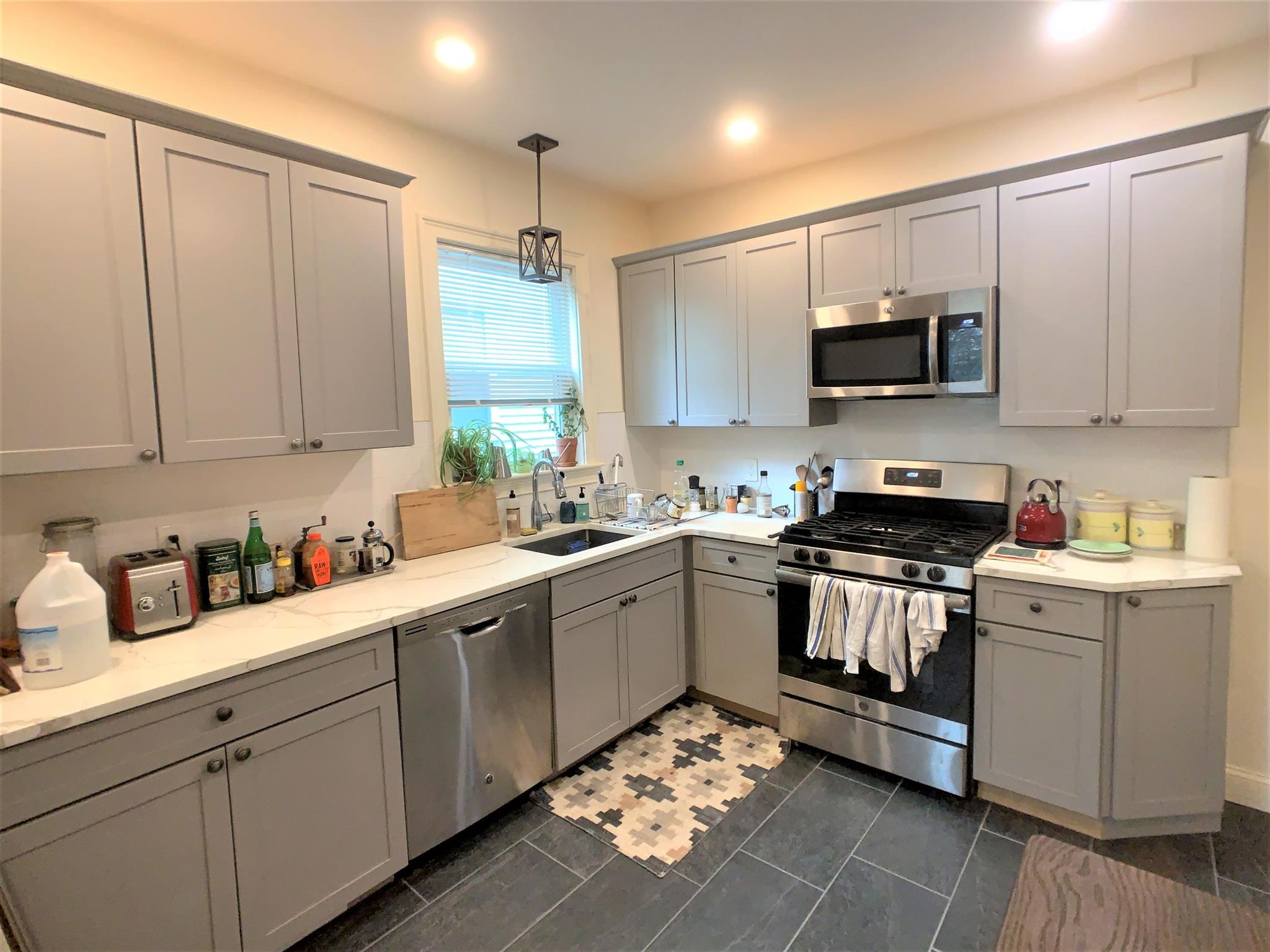 61 Webster Ave, Inman Square