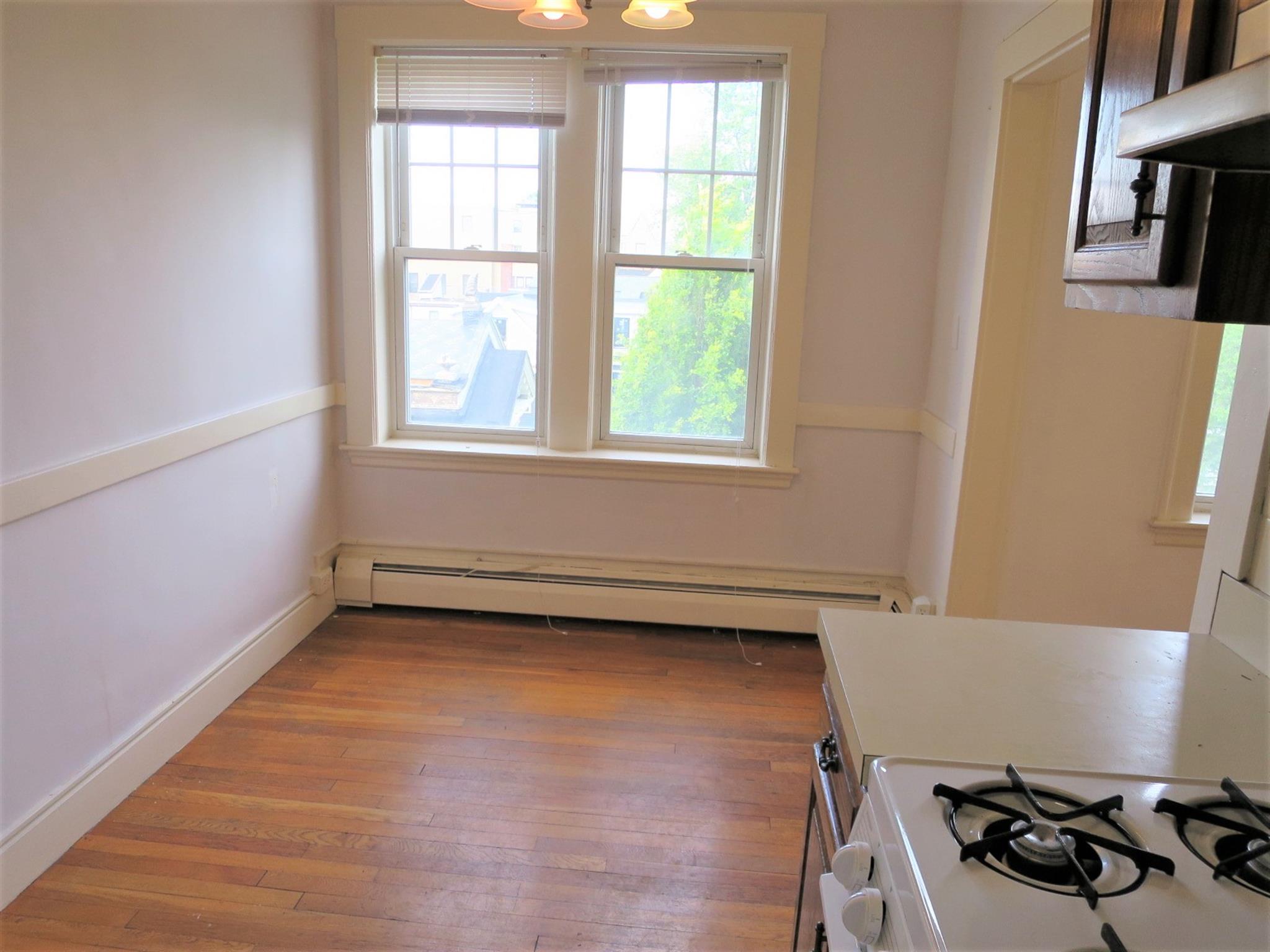 41 College Ave, Davis Square