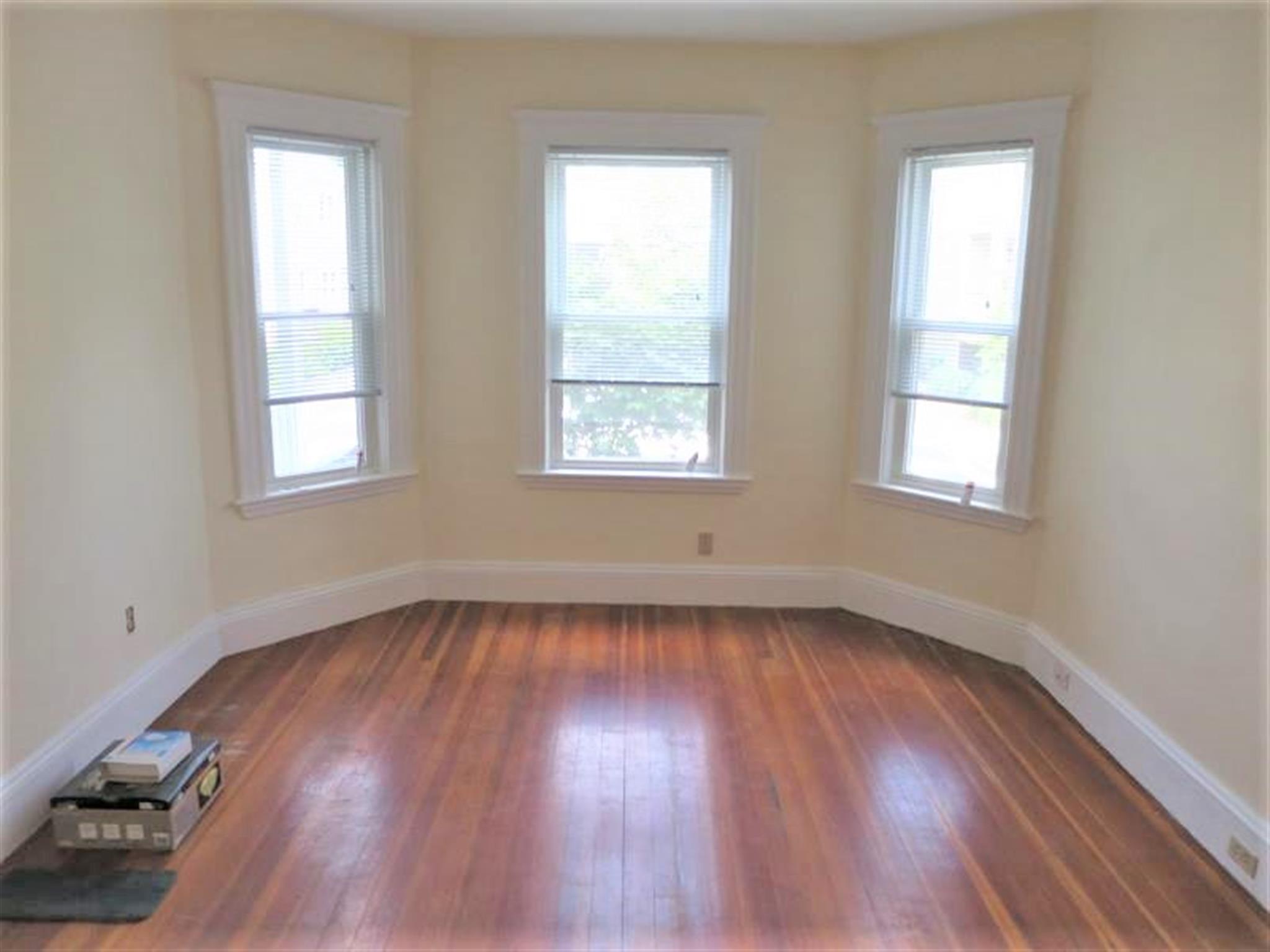 36 Standish St, Huron Village