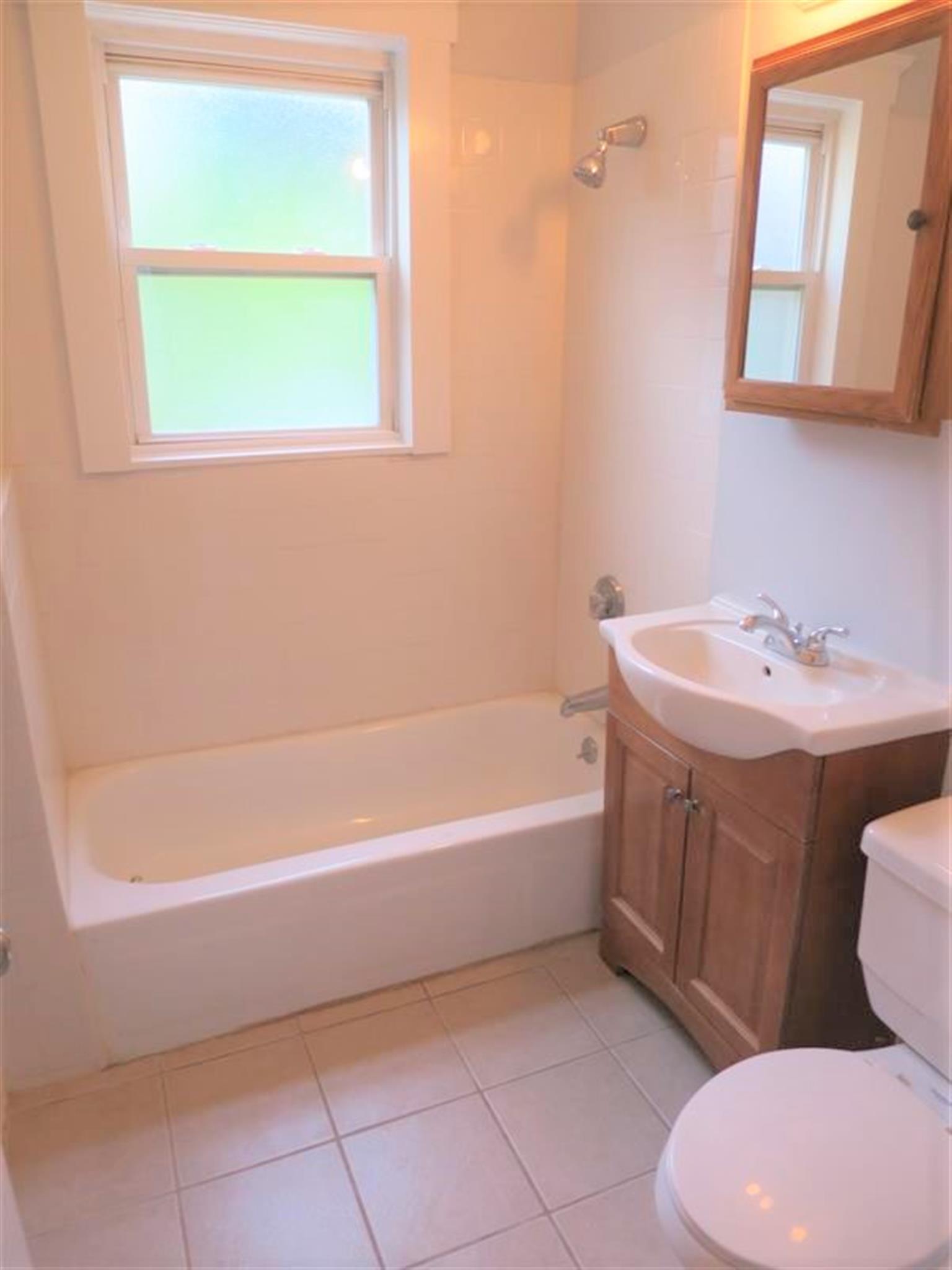 36 Standish St, Huron Village