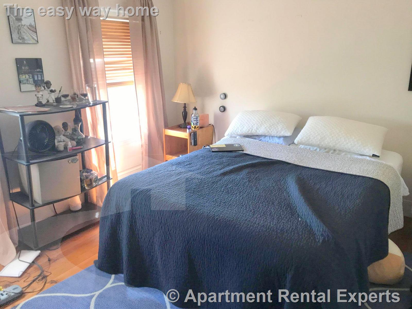 8 Russell Rd, Teele Square