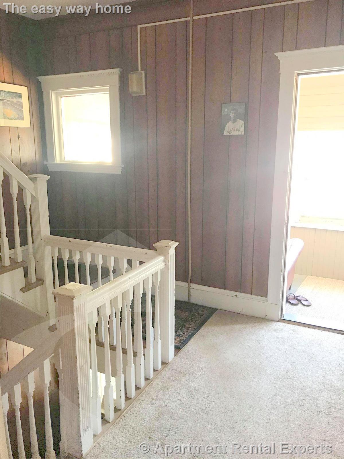 8 Russell Rd, Teele Square