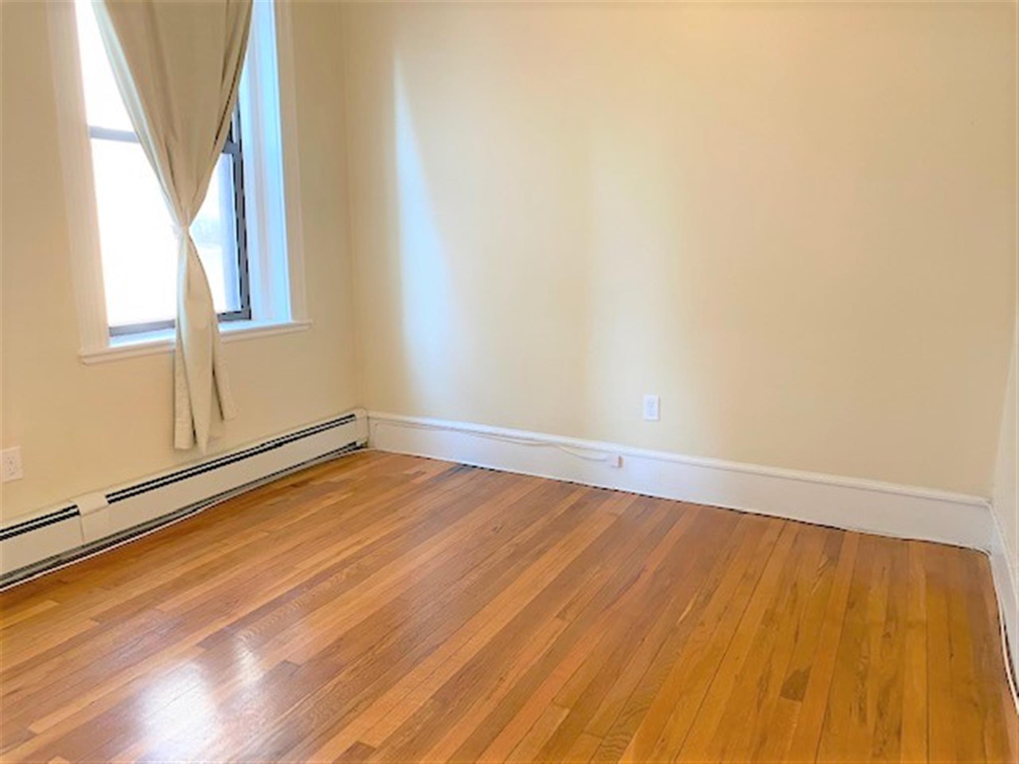 77 Hancock St, Central Square