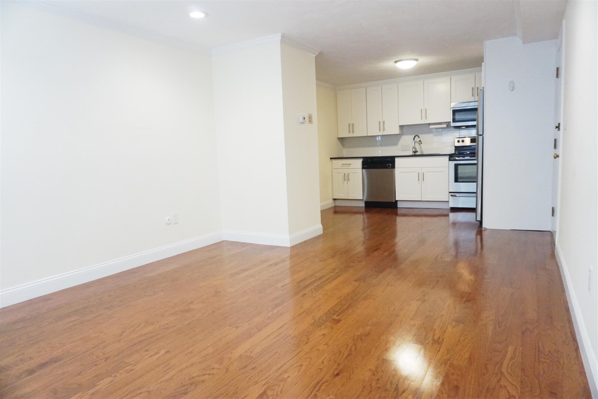 6 Blair Pl, Porter Square