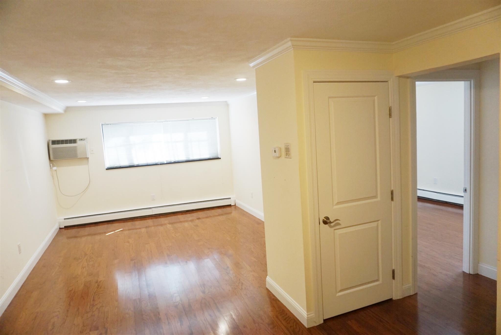 6 Blair Pl, North Cambridge